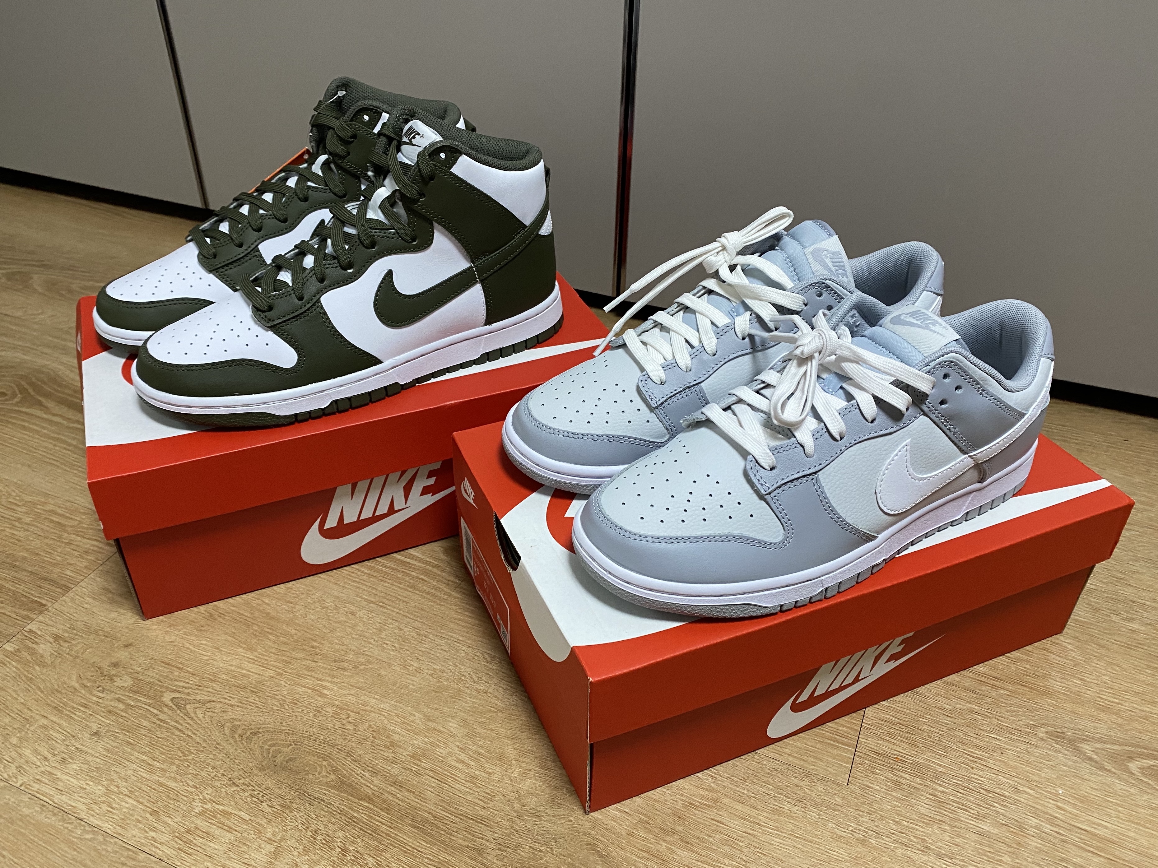 Nike Dunk Low Retro Wolf Grey, Nike Dunk High Retro Championship Khaki 착용 스타일 - 1