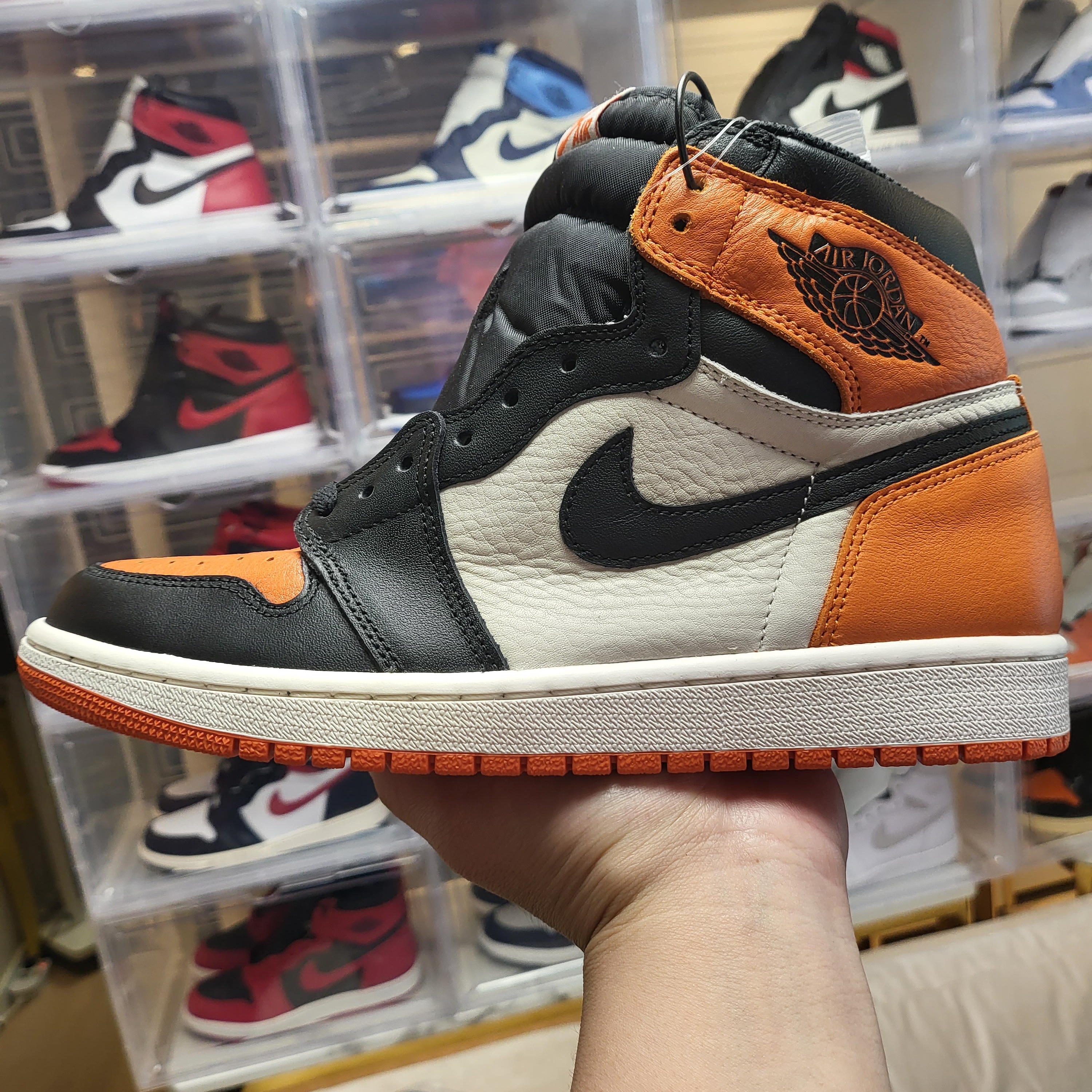 Jordan 1 Retro Shattered Backboard 착용 스타일