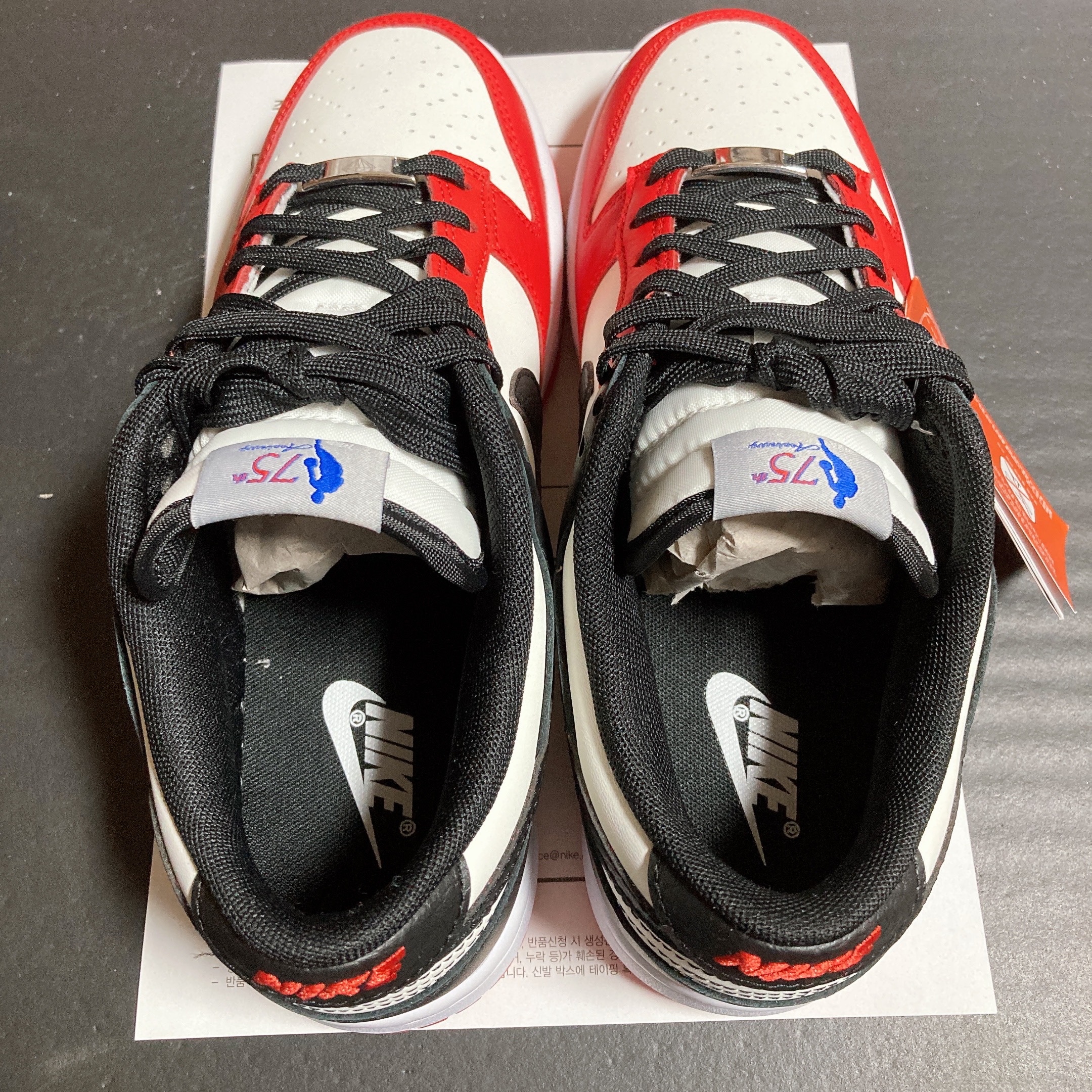 Nike x NBA Dunk Low Retro EMB Black and Chile Red, Nike Dunk Low SE Free.99 Black 착용 스타일 - 2