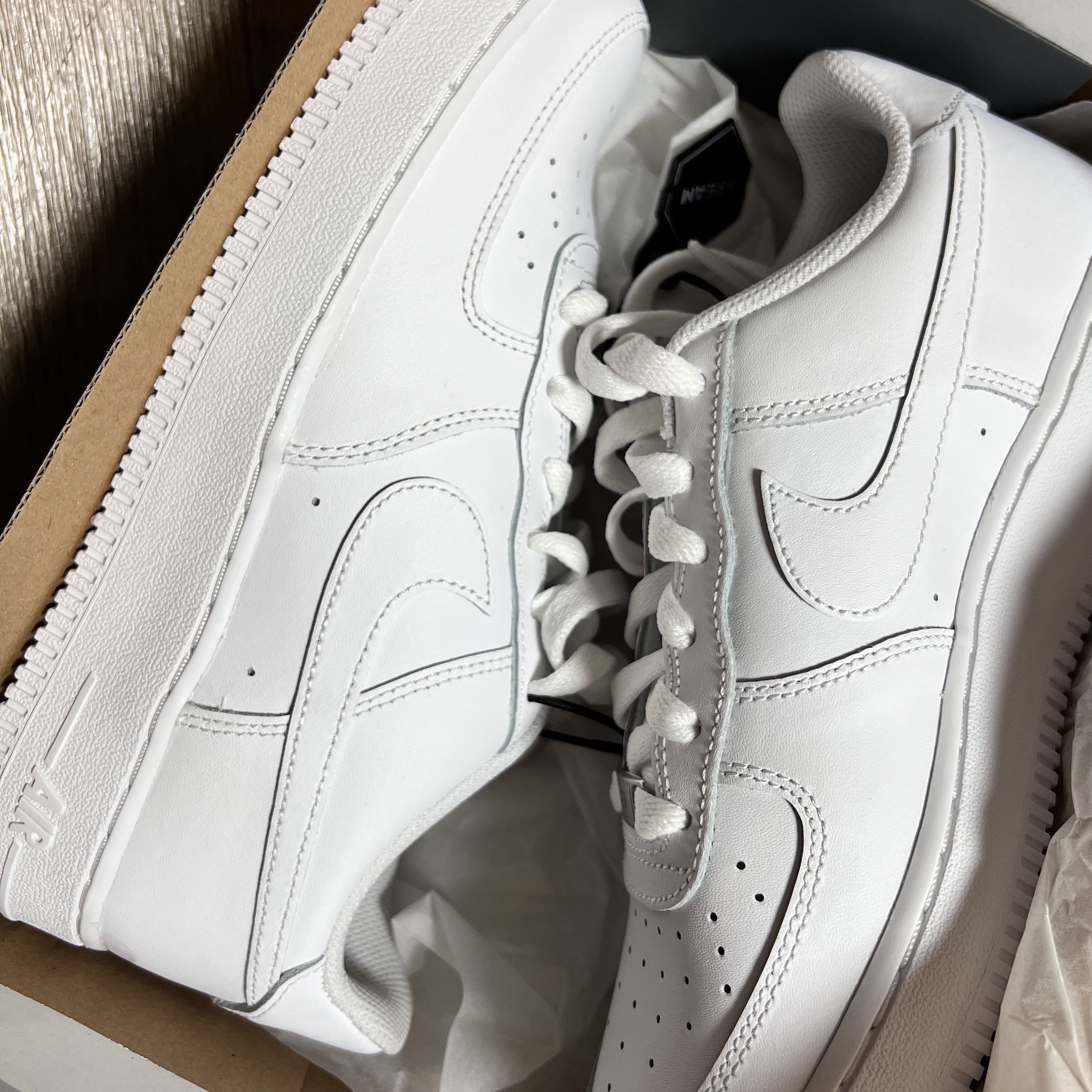 Nike Air Force 1 '07 Low White, (W) Nike Air Force 1 '07 Low White 착용 스타일