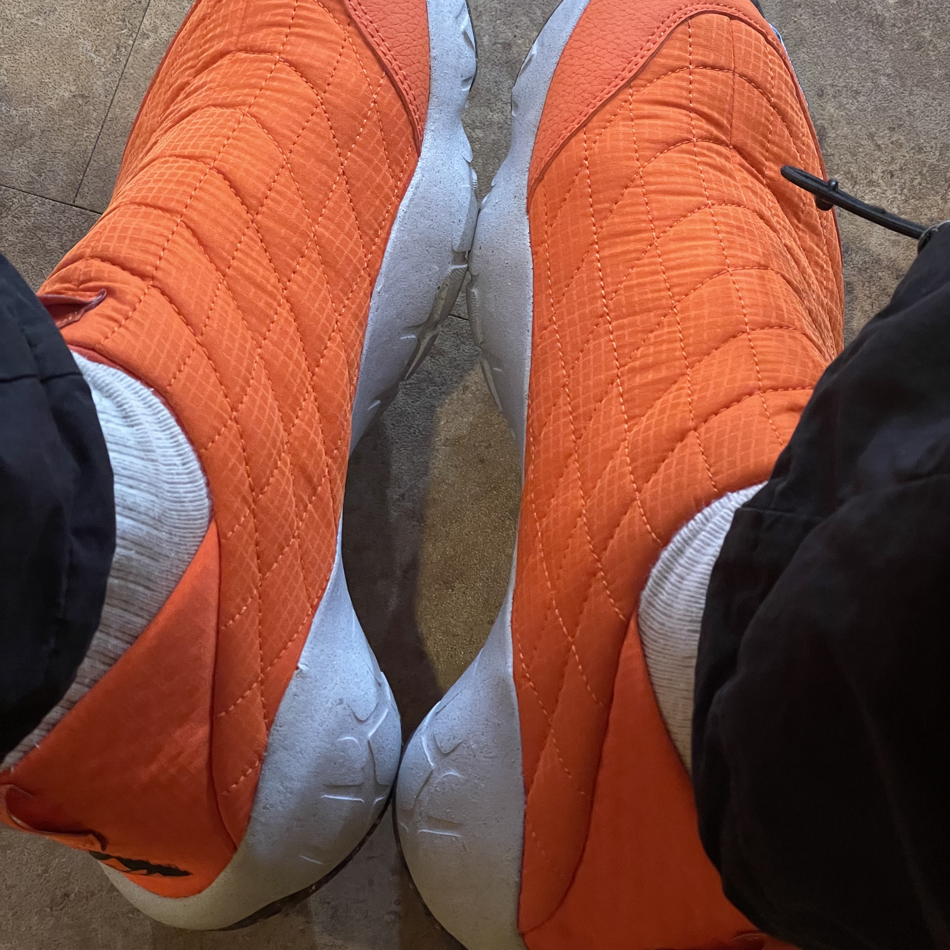 Nike ACG Moc 3.5 Rush Orange 착용 스타일