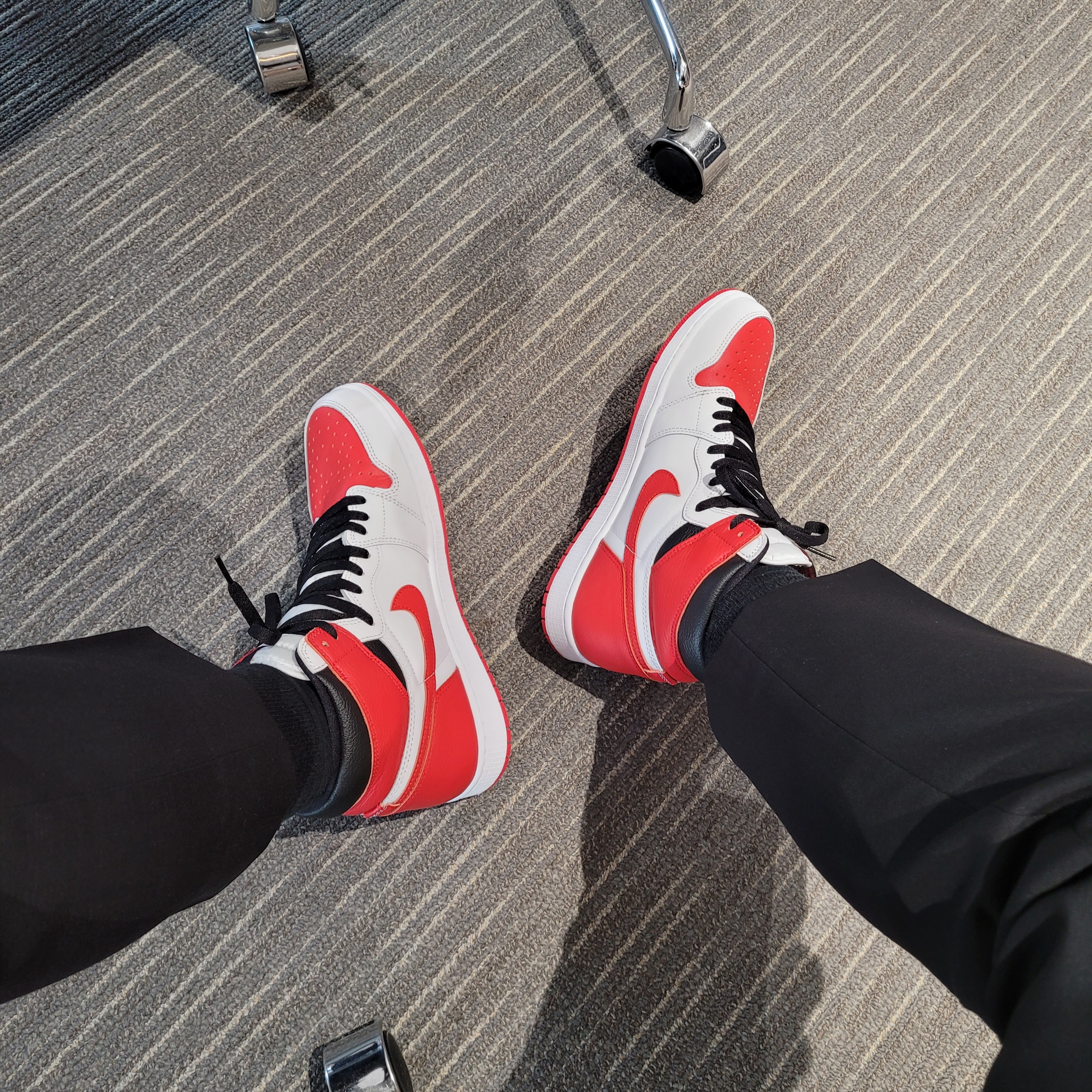 Jordan 1 Retro High OG Heritage 착용 스타일