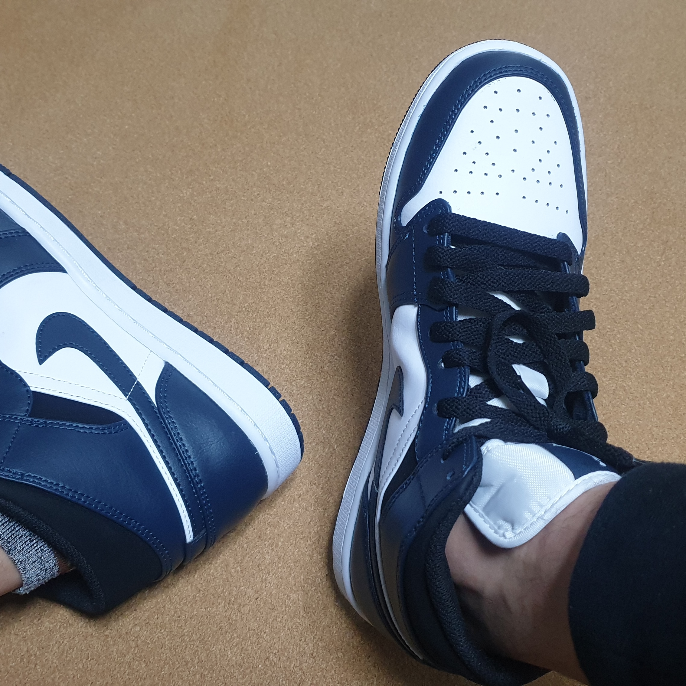 Jordan 1 Mid Dark Teal 착용 스타일 - 3