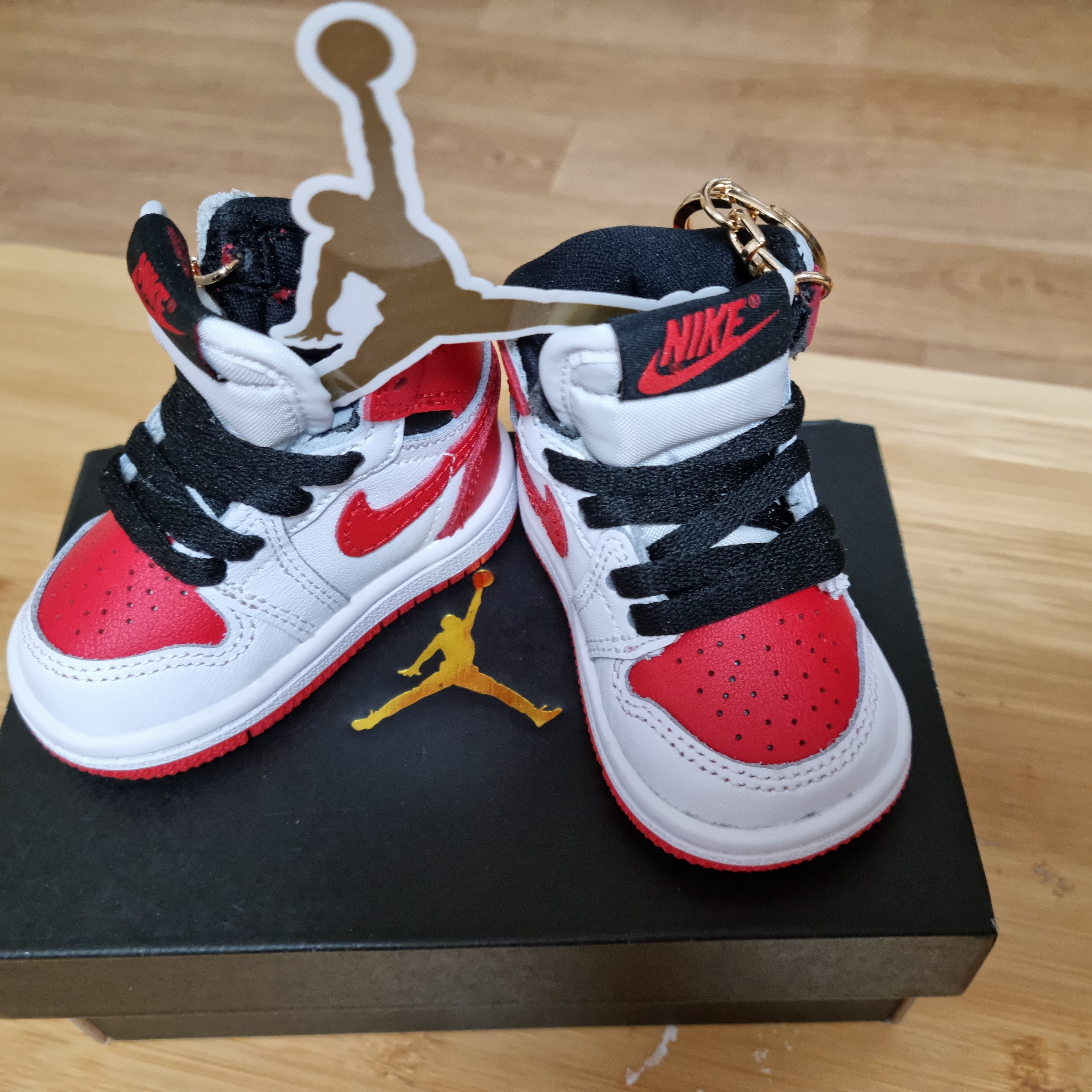 (TD) Jordan 1 Retro High OG Heritage, (TD) Nike Force 1 LE White 착용 스타일 - 2