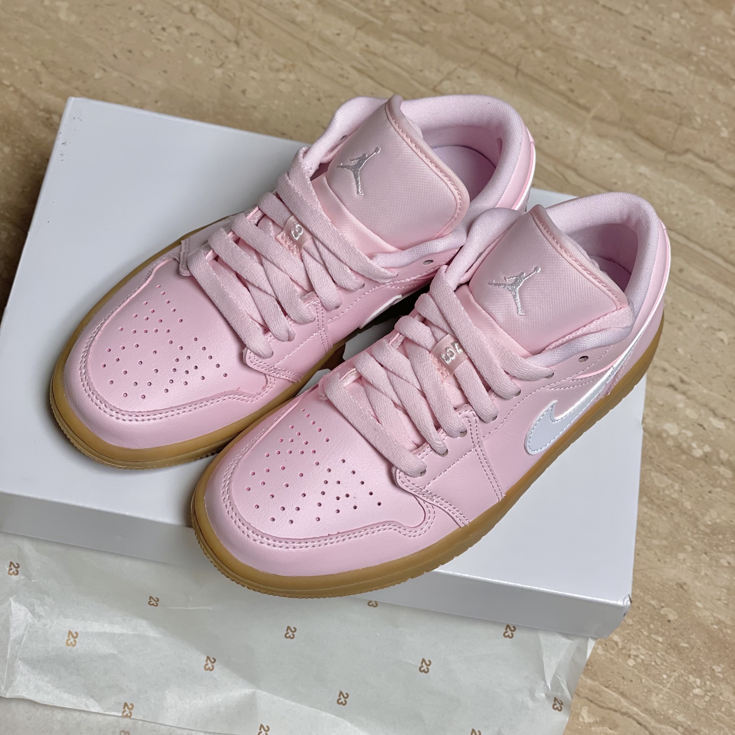 (W) Jordan 1 Low Arctic Pink 착용 스타일