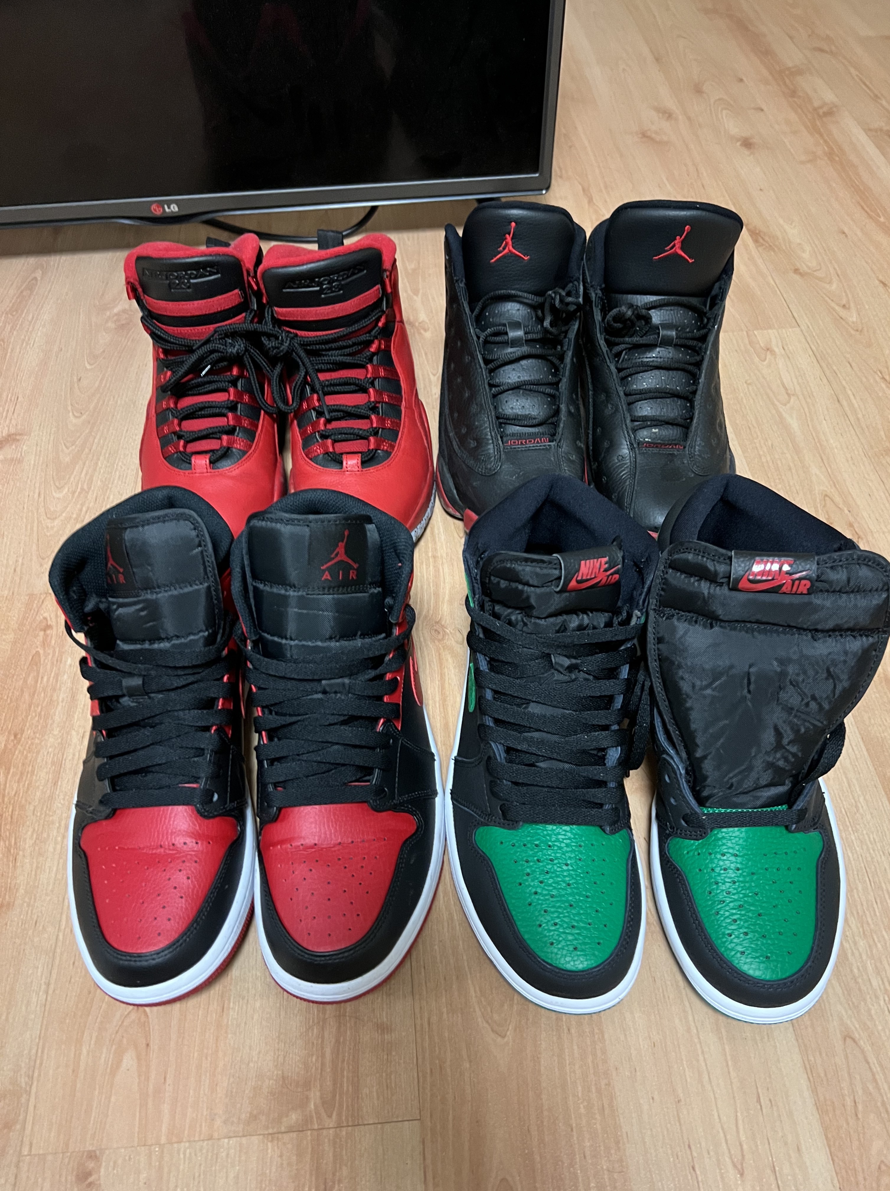 Jordan 1 Mid Bred Banned 2020, Jordan 1 Retro High OG Pine Green Black 착용 스타일 - 2