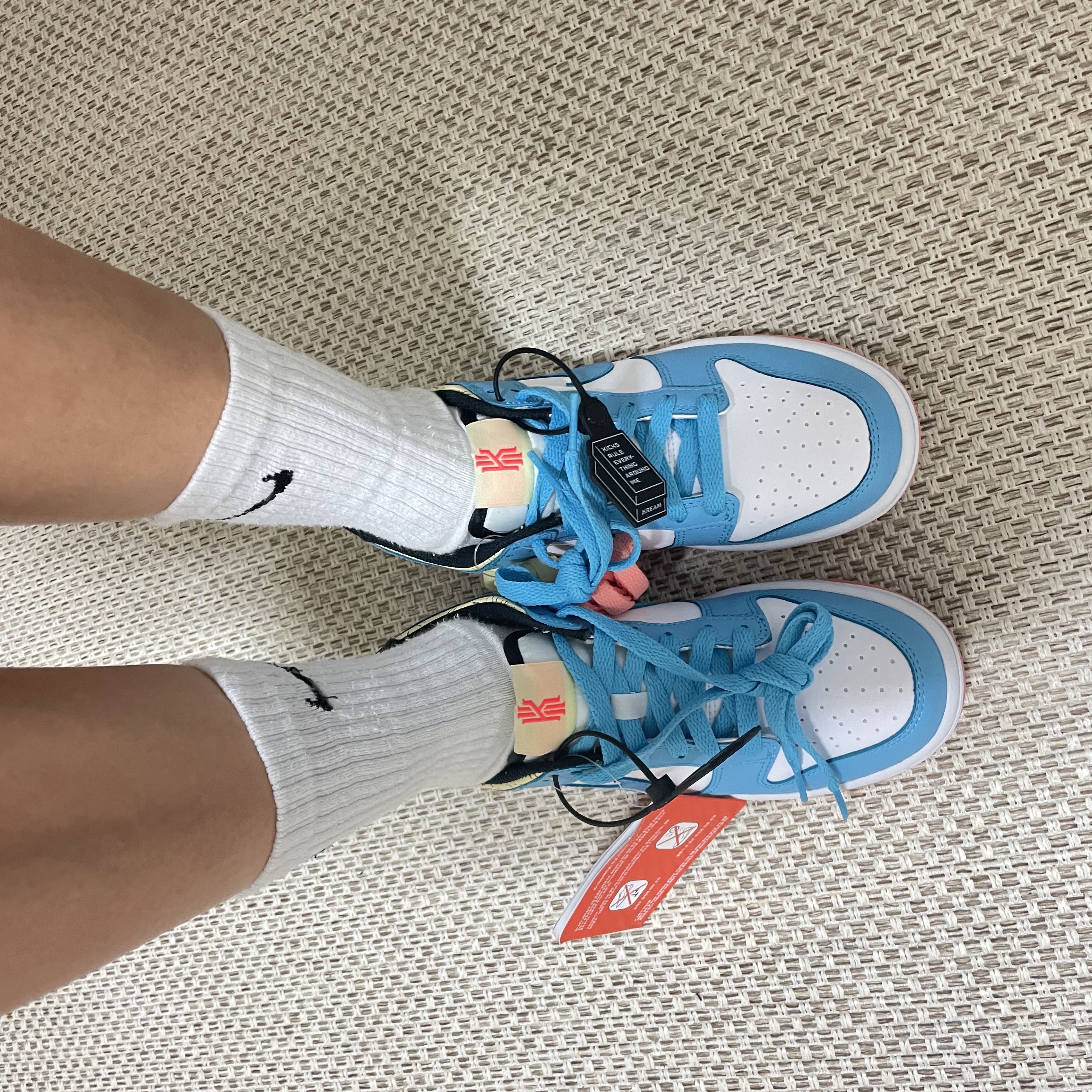 (GS) Nike x Kyrie Dunk Low SE Baltic Blue 착용 스타일