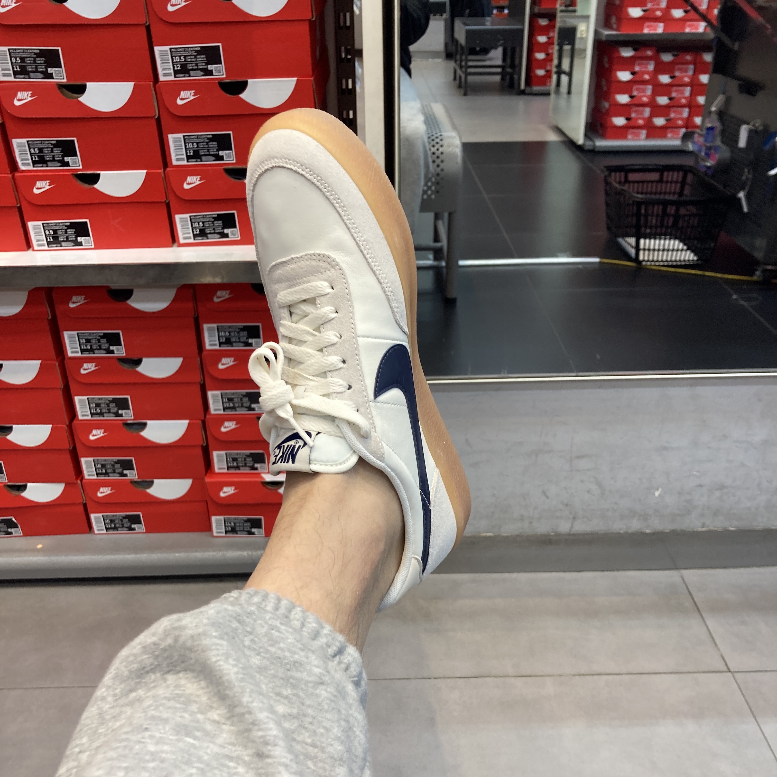 Nike x J.Crew Killshot 2 Sail Midnight Navy 착용 스타일 - 1