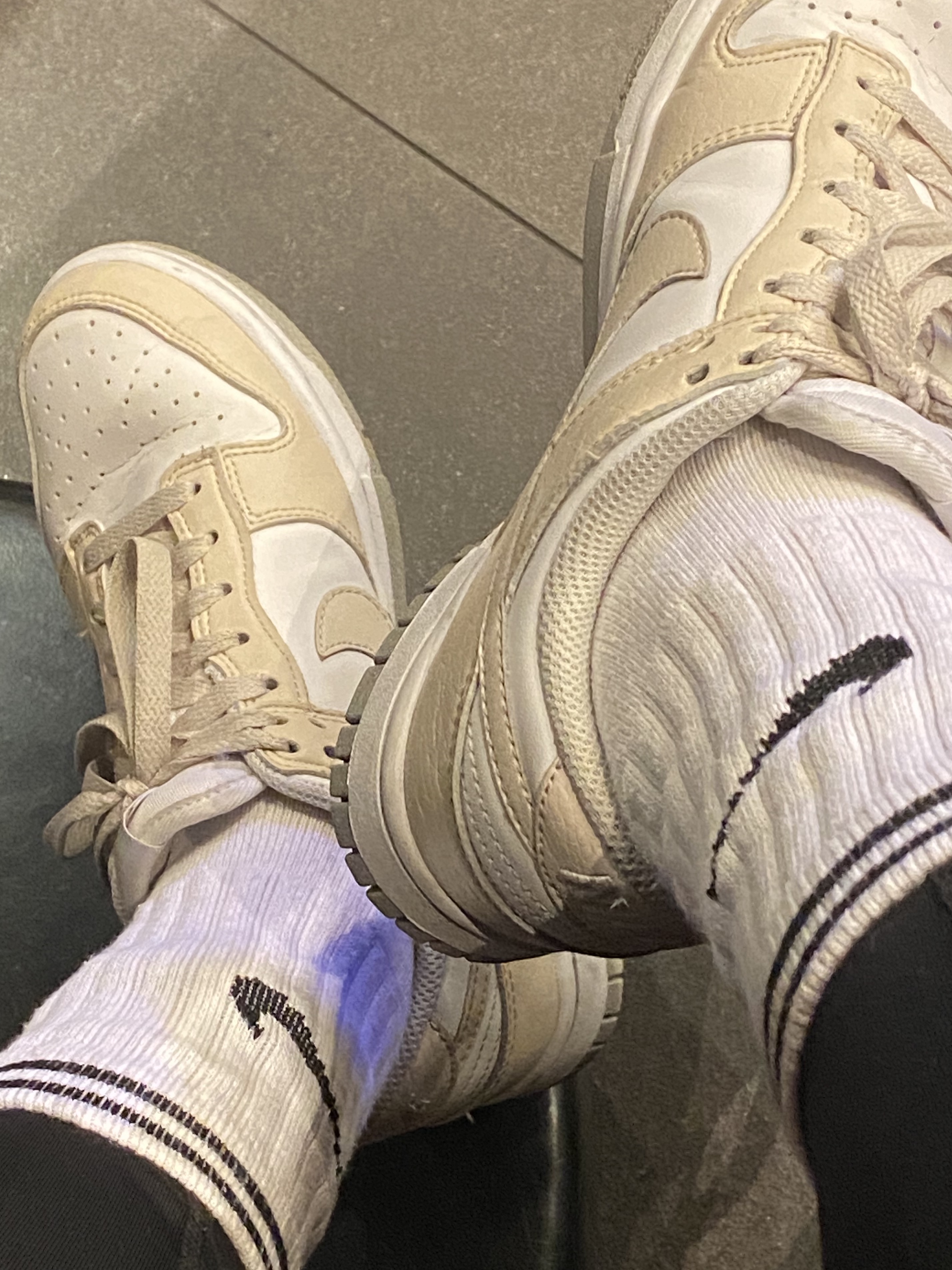 (W) Nike Dunk Low Next Nature Light Orewood Brown 착용 스타일