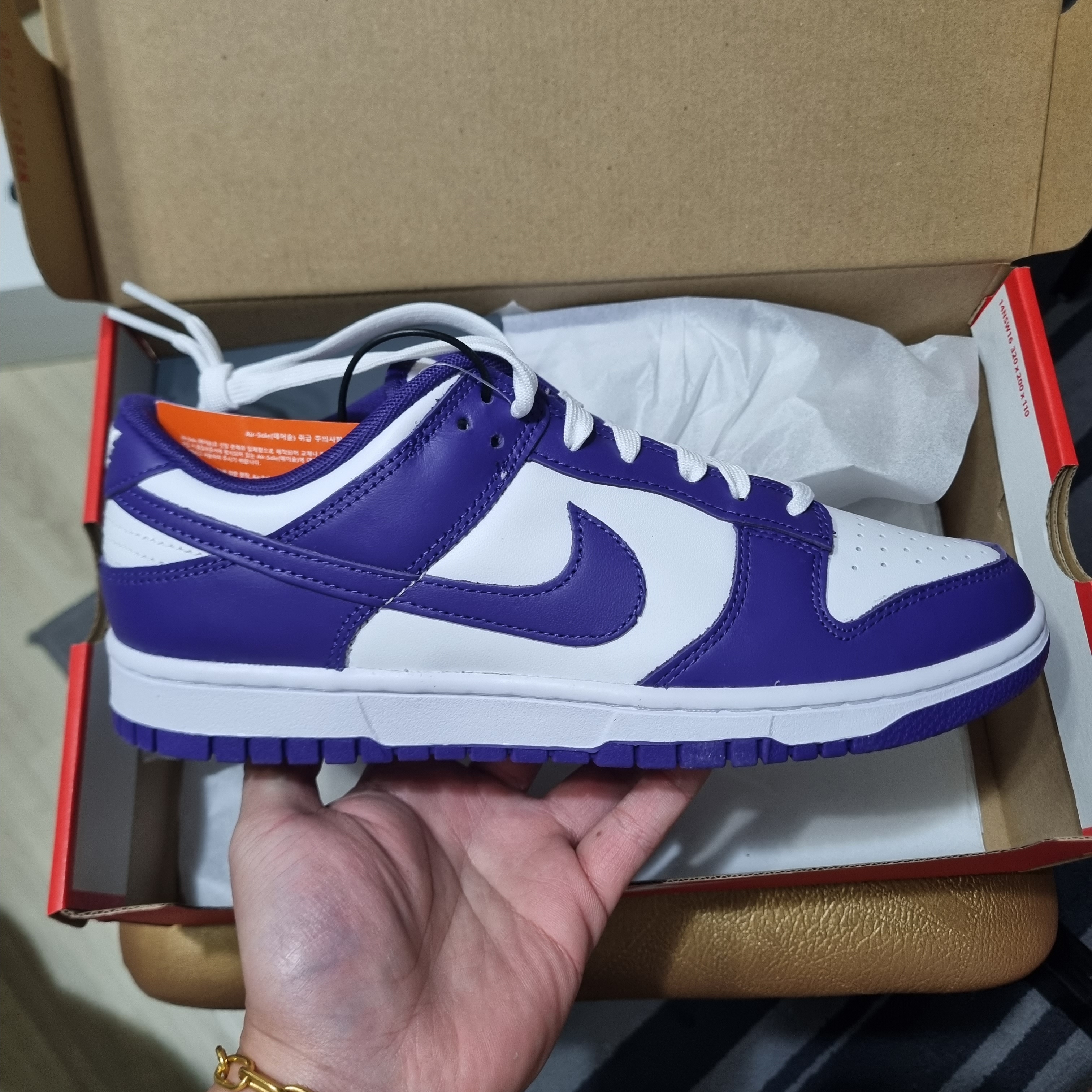 Nike Dunk Low Retro Championship Court Purple 착용 스타일