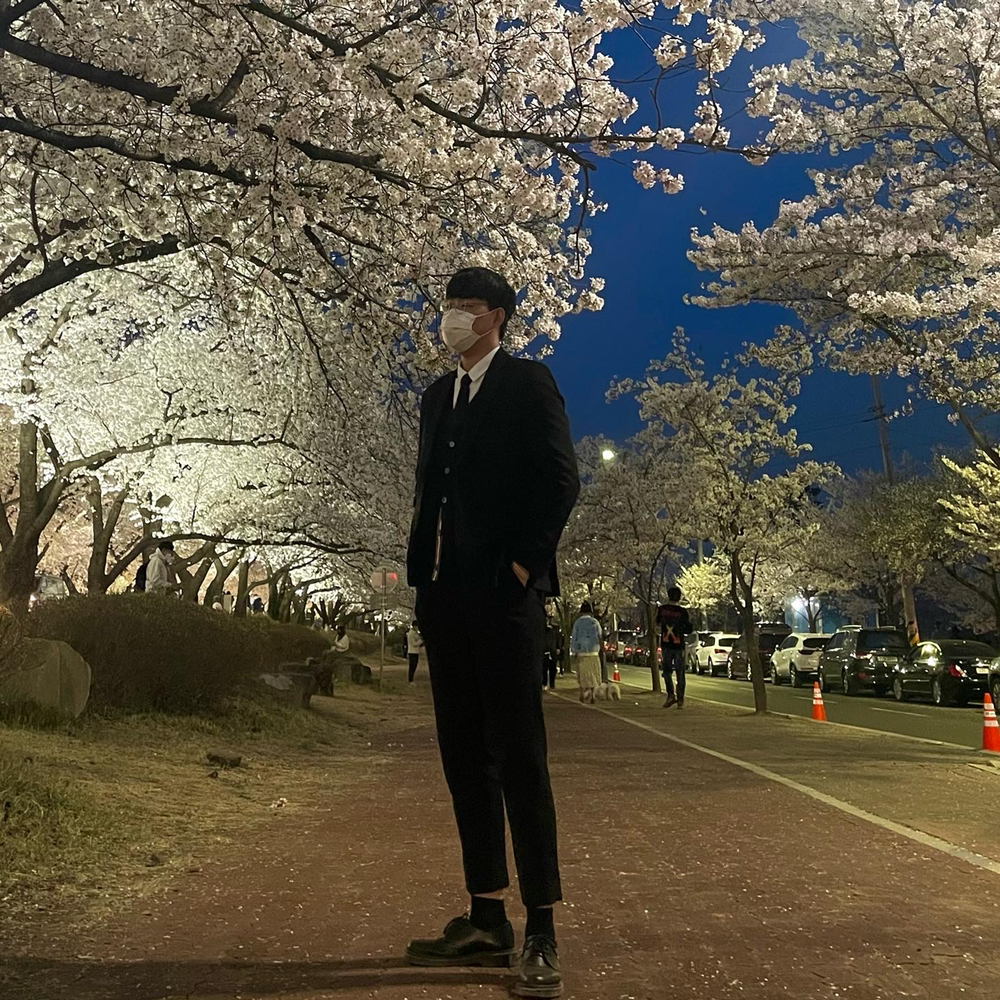KREAM 프로필 이미지