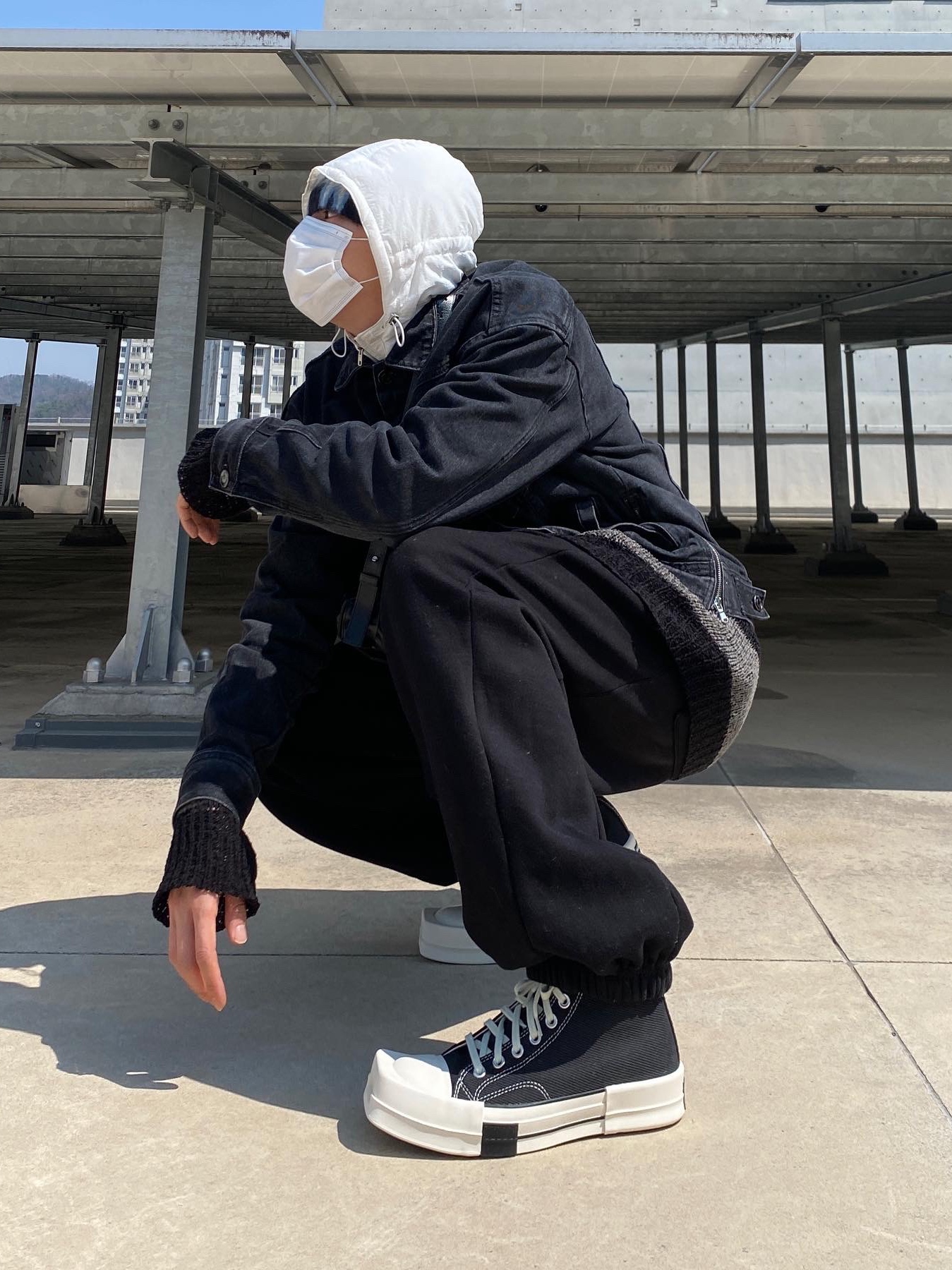 Converse x Drkshdw Turbodrk Chuck 70 Hi Black 착용 스타일 - 2