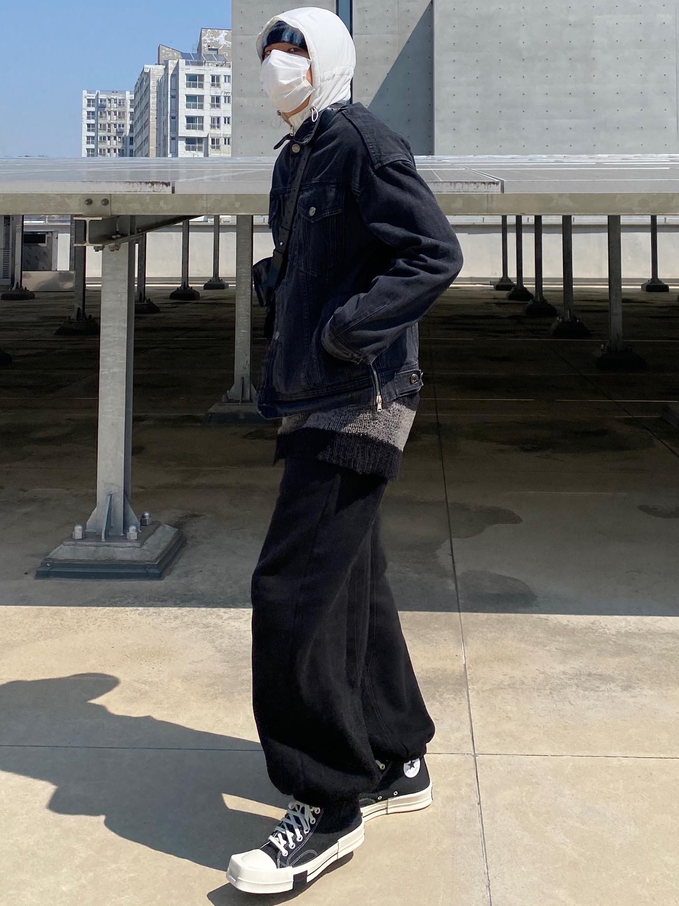 Converse x Drkshdw Turbodrk Chuck 70 Hi Black 착용 스타일 - 5
