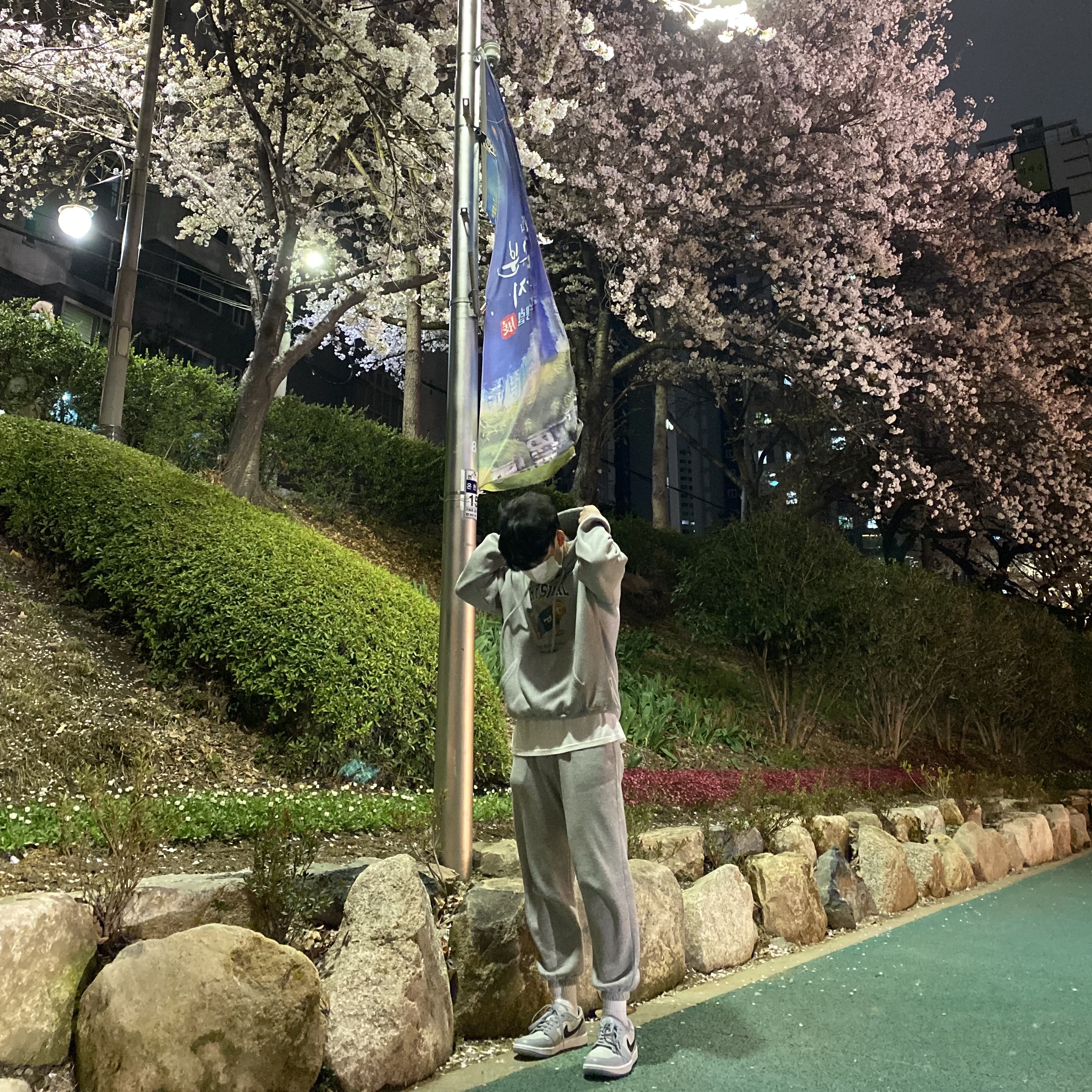 Jordan 1 Low Golf Wolf Grey 착용 스타일