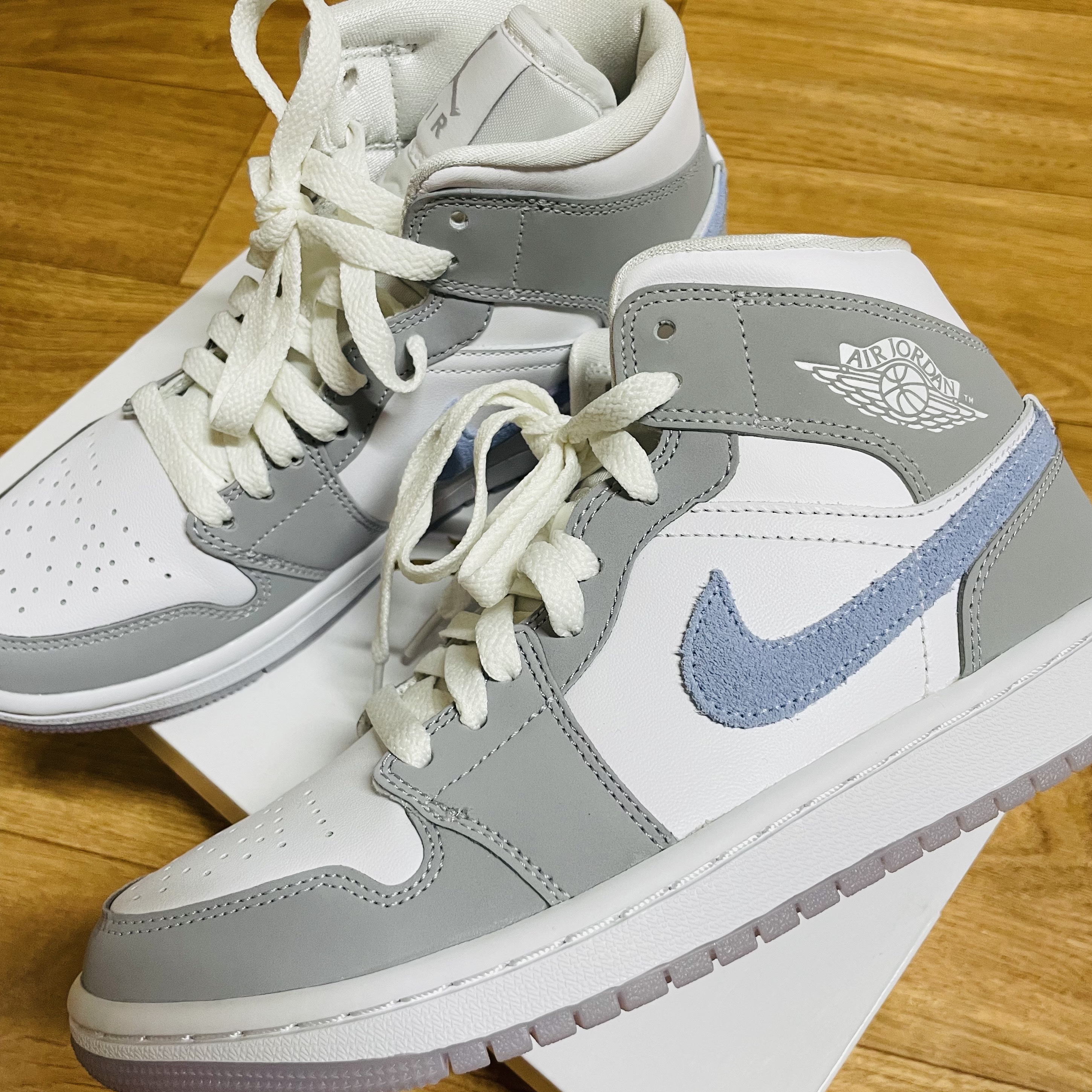 (W) Jordan 1 Mid Wolf Grey 착용 스타일
