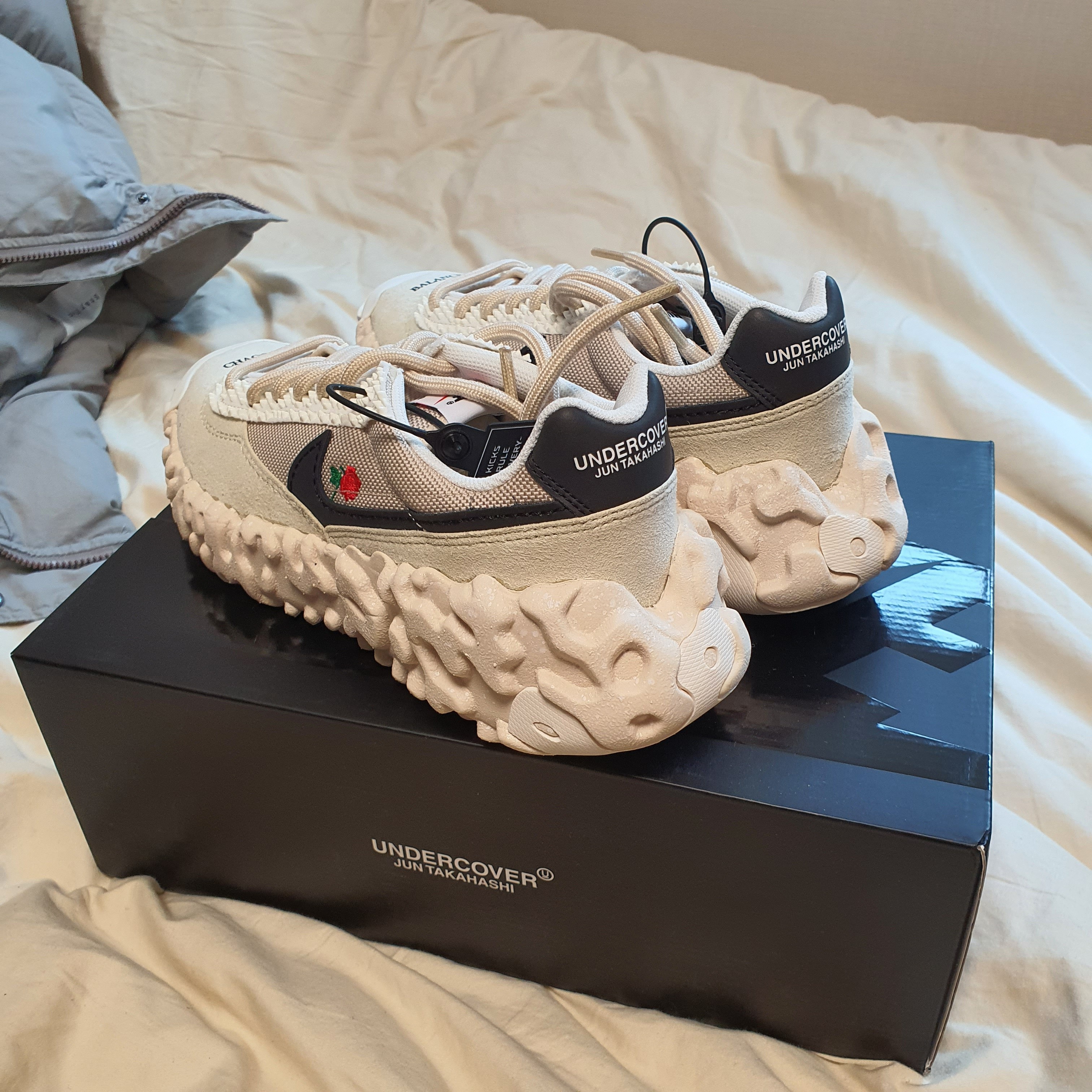 Nike x Undercover Overbreak SP Overcast 착용 스타일 - 4