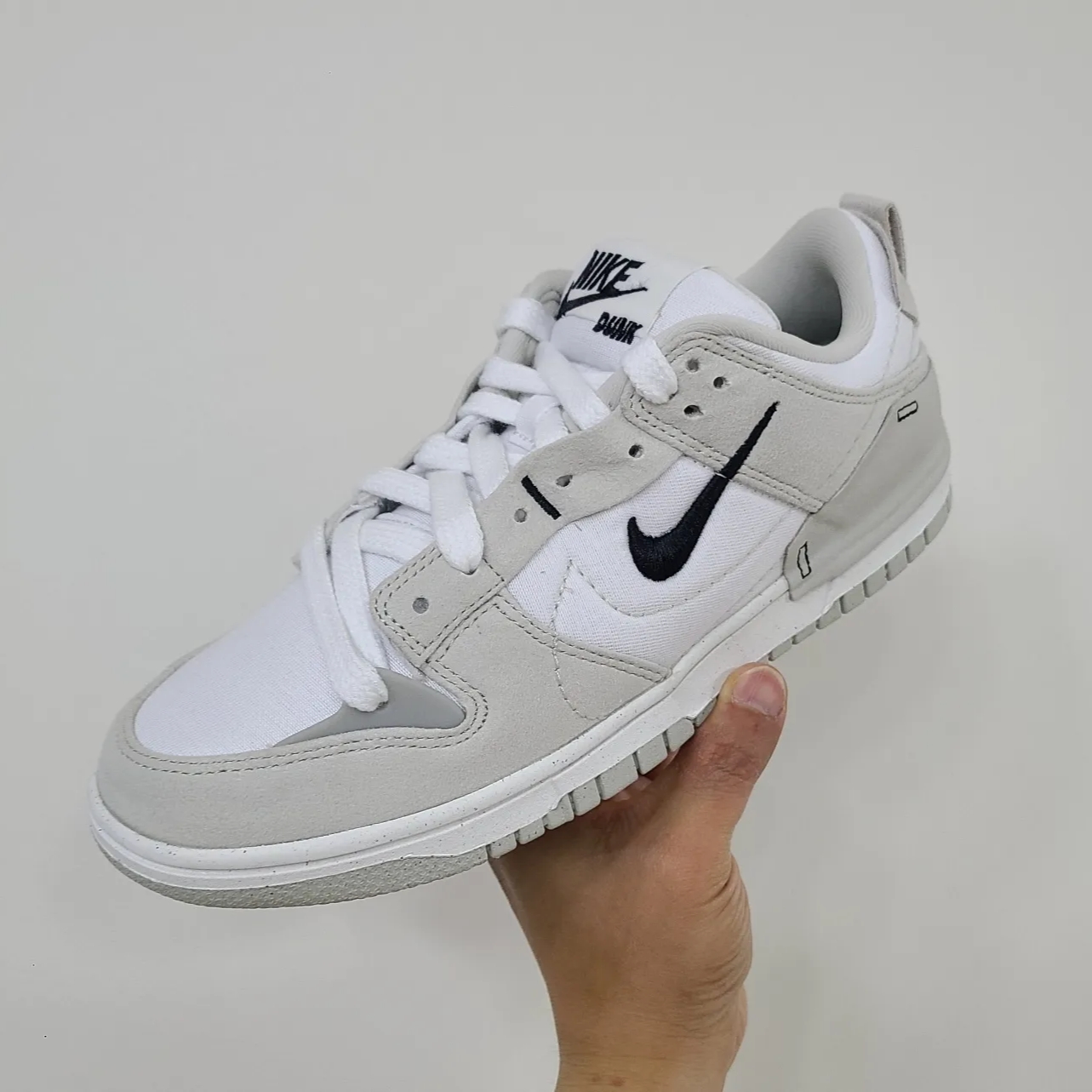 (W) Nike Dunk Low Disrupt 2 White Light Bone 착용 스타일 - 1