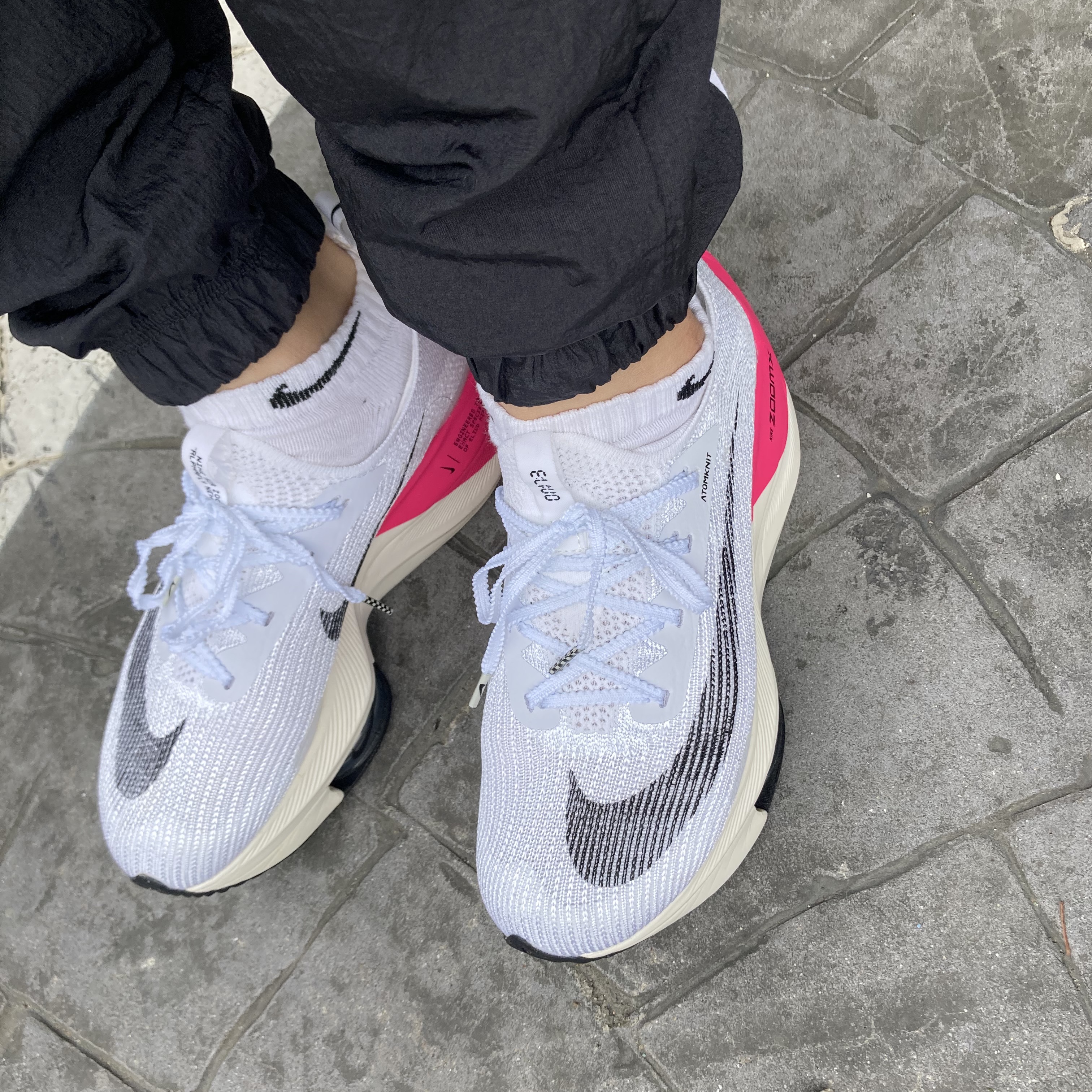 Nike Air Zoom Alphafly Next% Eliud Kipchoge Pink Blast 착용 스타일