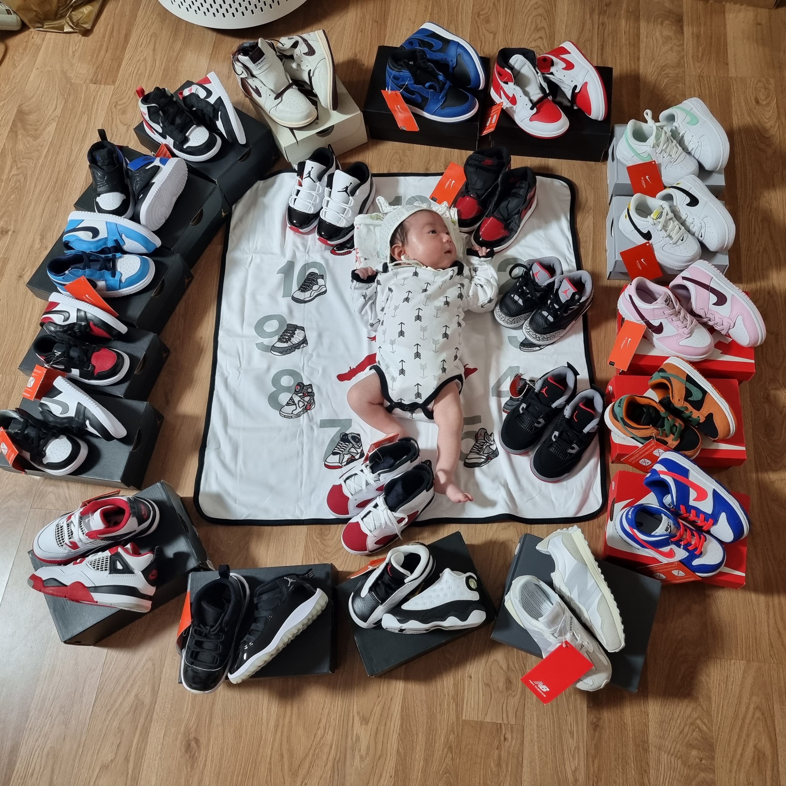 (TD) Jordan 1 Retro High OG Heritage, (TD) Jordan 1 Low Alt Bred Toe 착용 스타일 - 2