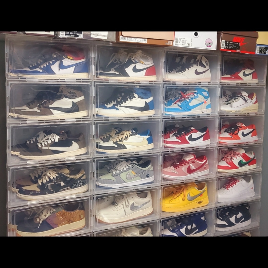 Jordan 1 x Travis Scott Retro High OG SP Mocha, Jordan 1 x Travis Scott x Fragment Retro Low OG SP Military Blue 착용 스타일