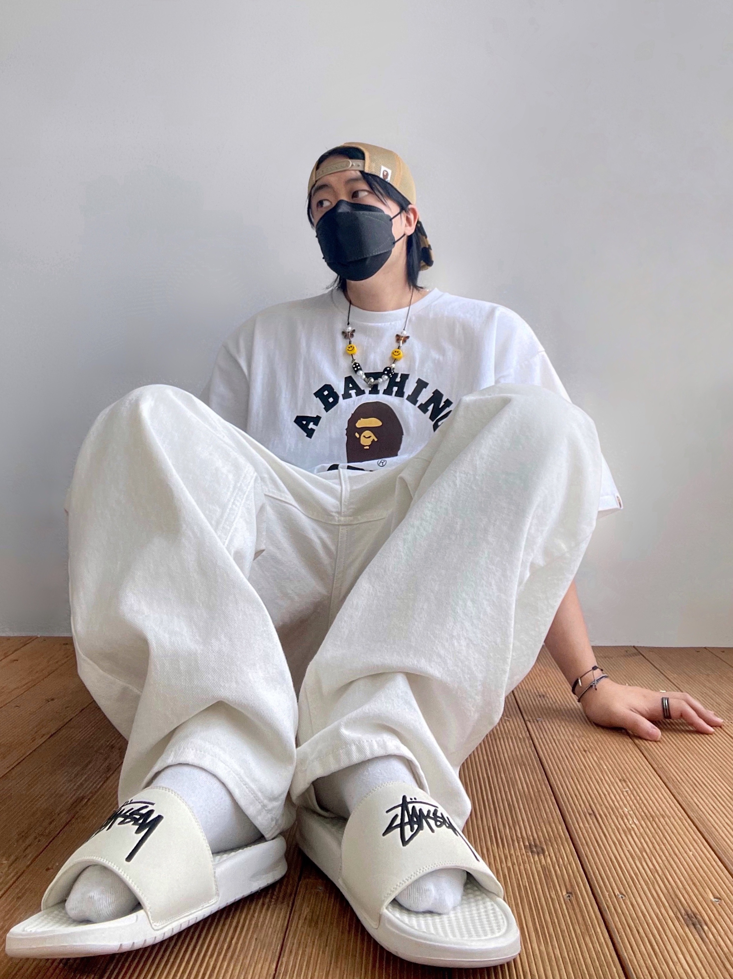 Stussy x BAPE Trucker Cap Yellow, Nike x Stussy Benassi Slide Sail 착용 스타일