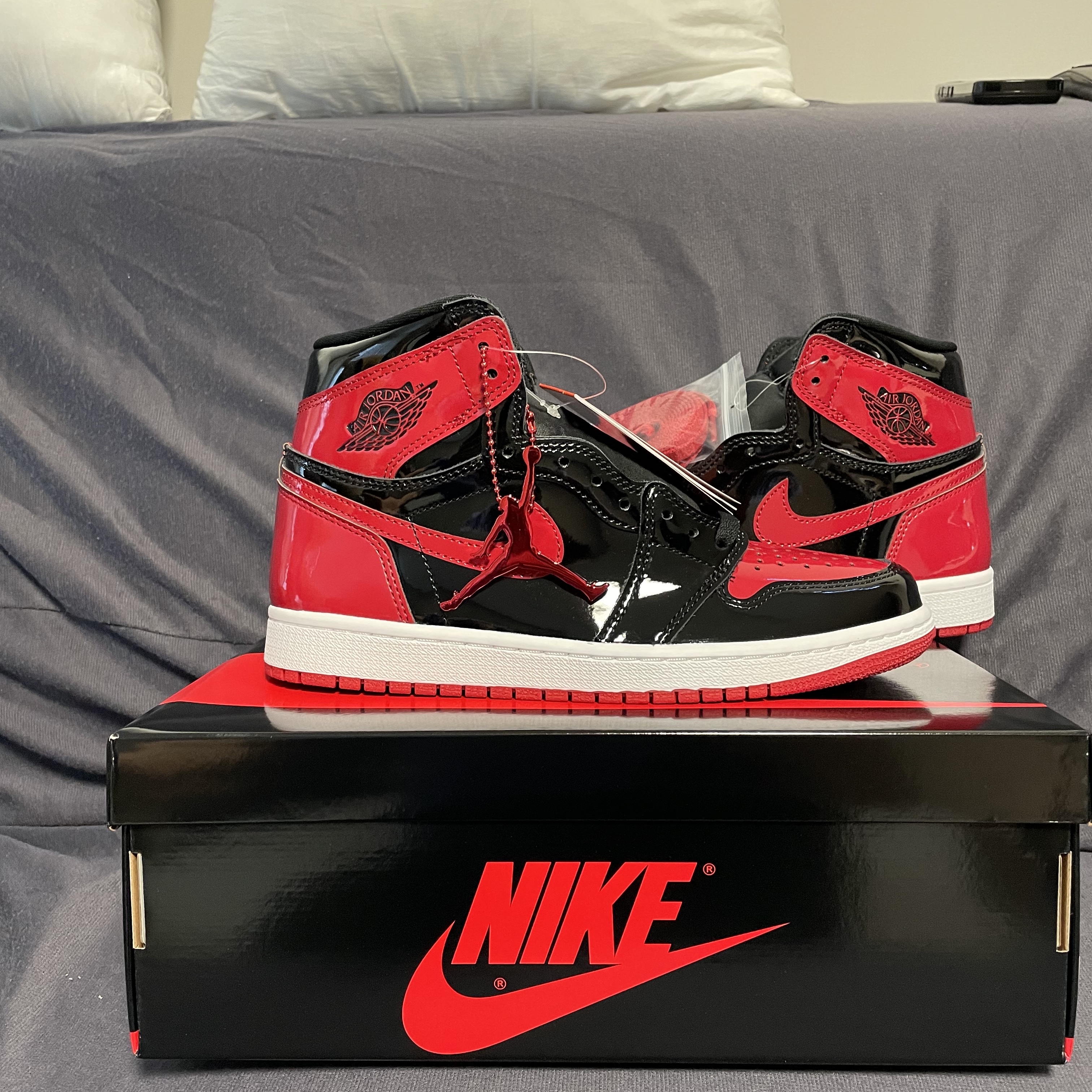 Jordan 1 Retro High OG Patent Bred 착용 스타일