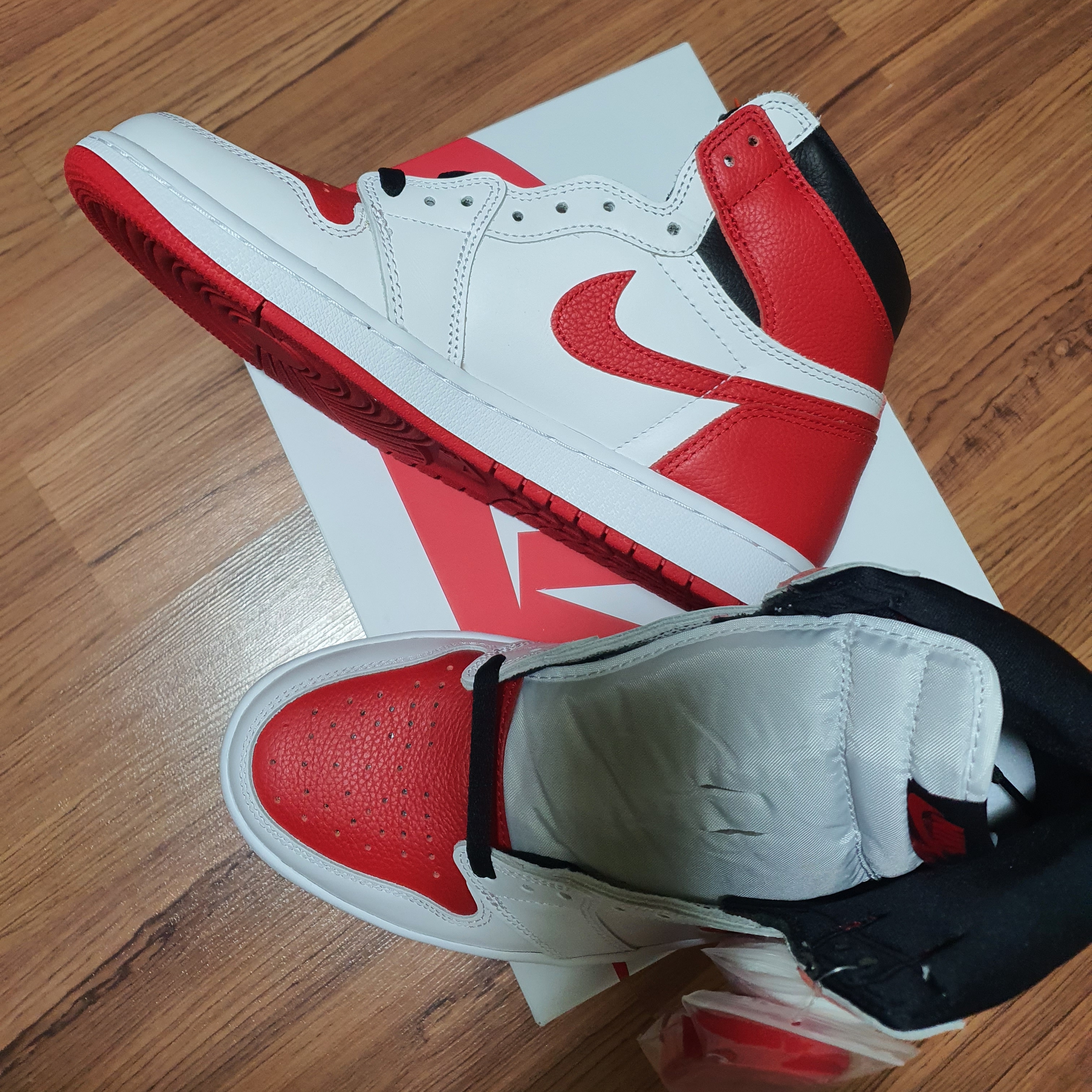 Jordan 1 Retro High OG Heritage 착용 스타일