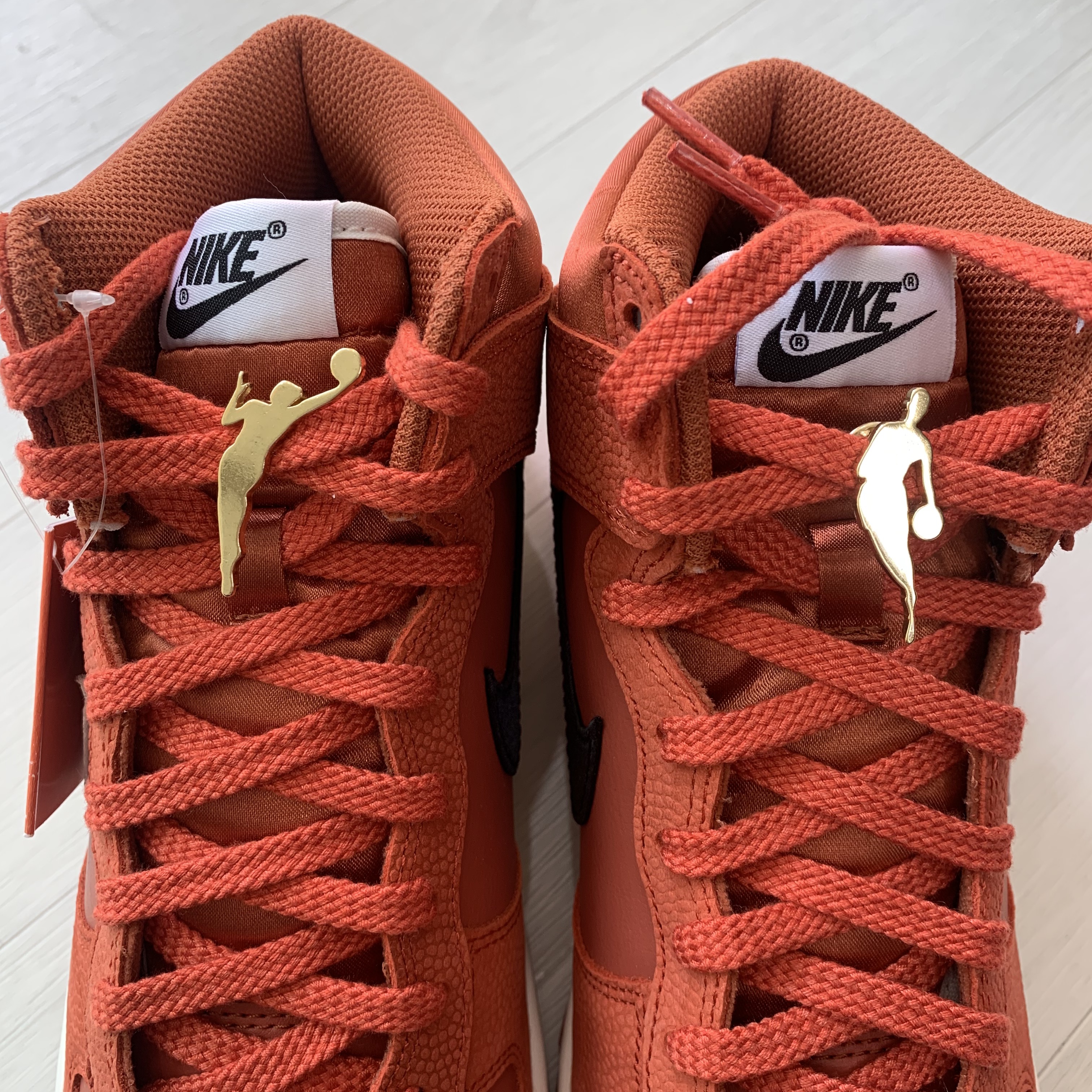 Nike Dunk High Retro PRM EMB One Game 착용 스타일 - 3