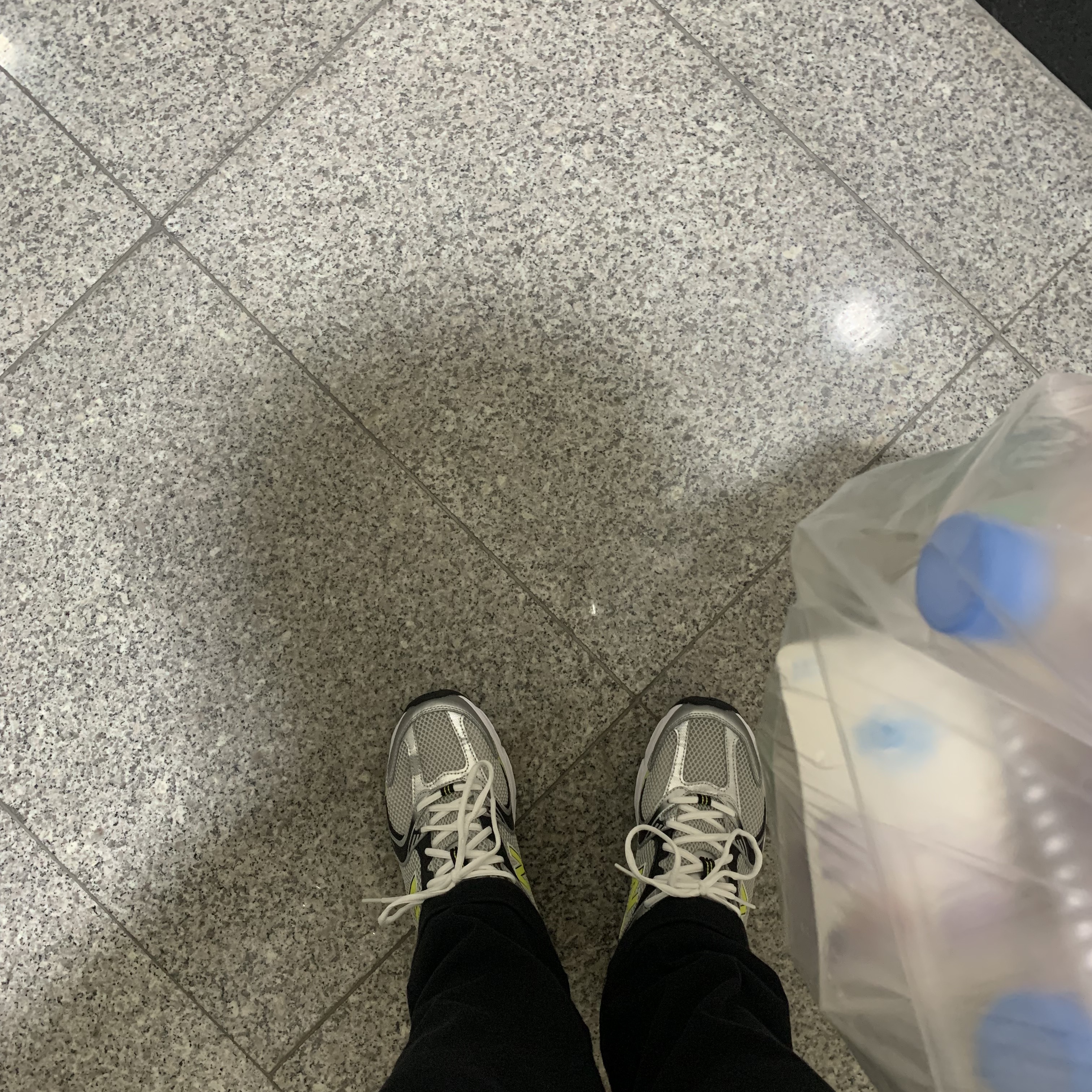 New Balance 530 Silver 착용 스타일 - 2