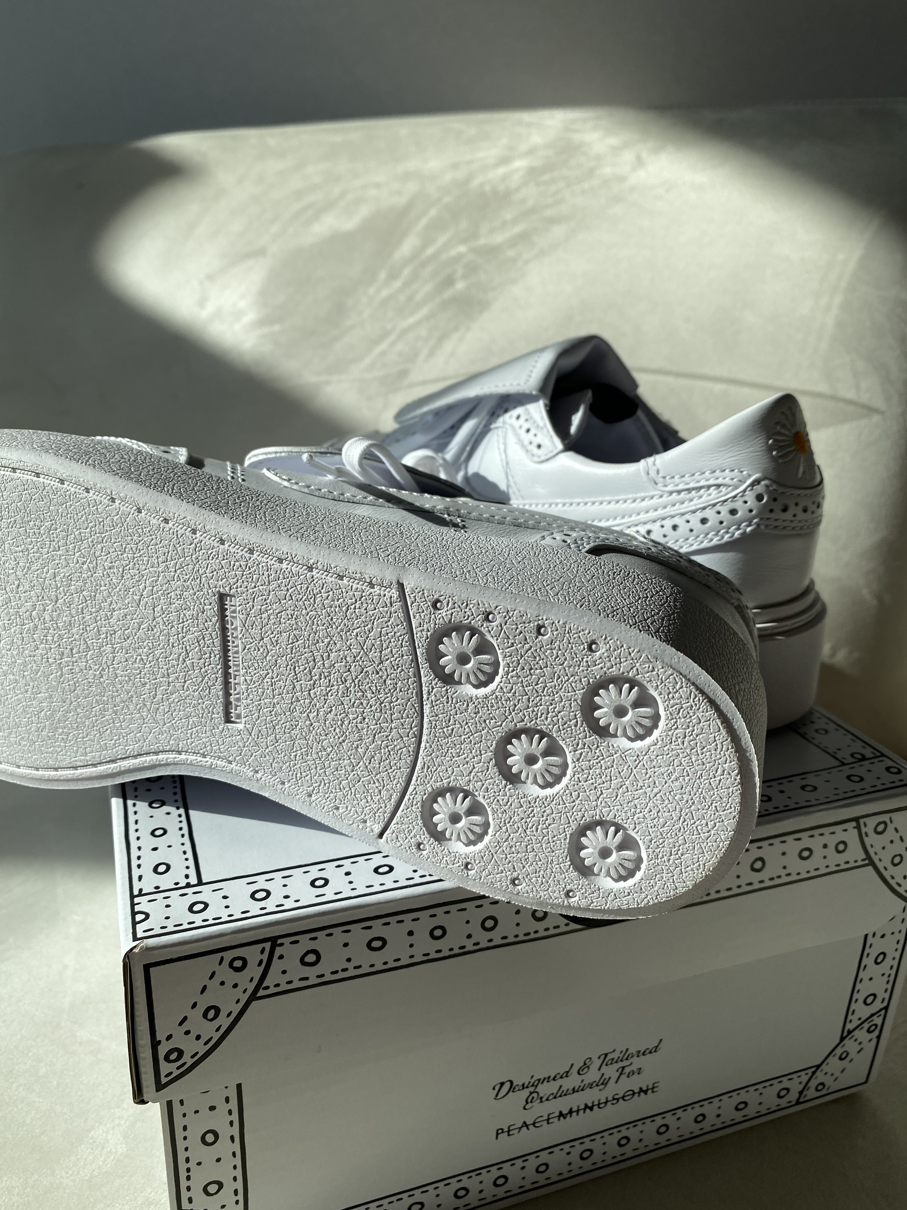 Nike x Peaceminusone Kwondo1 White 착용 스타일 - 5