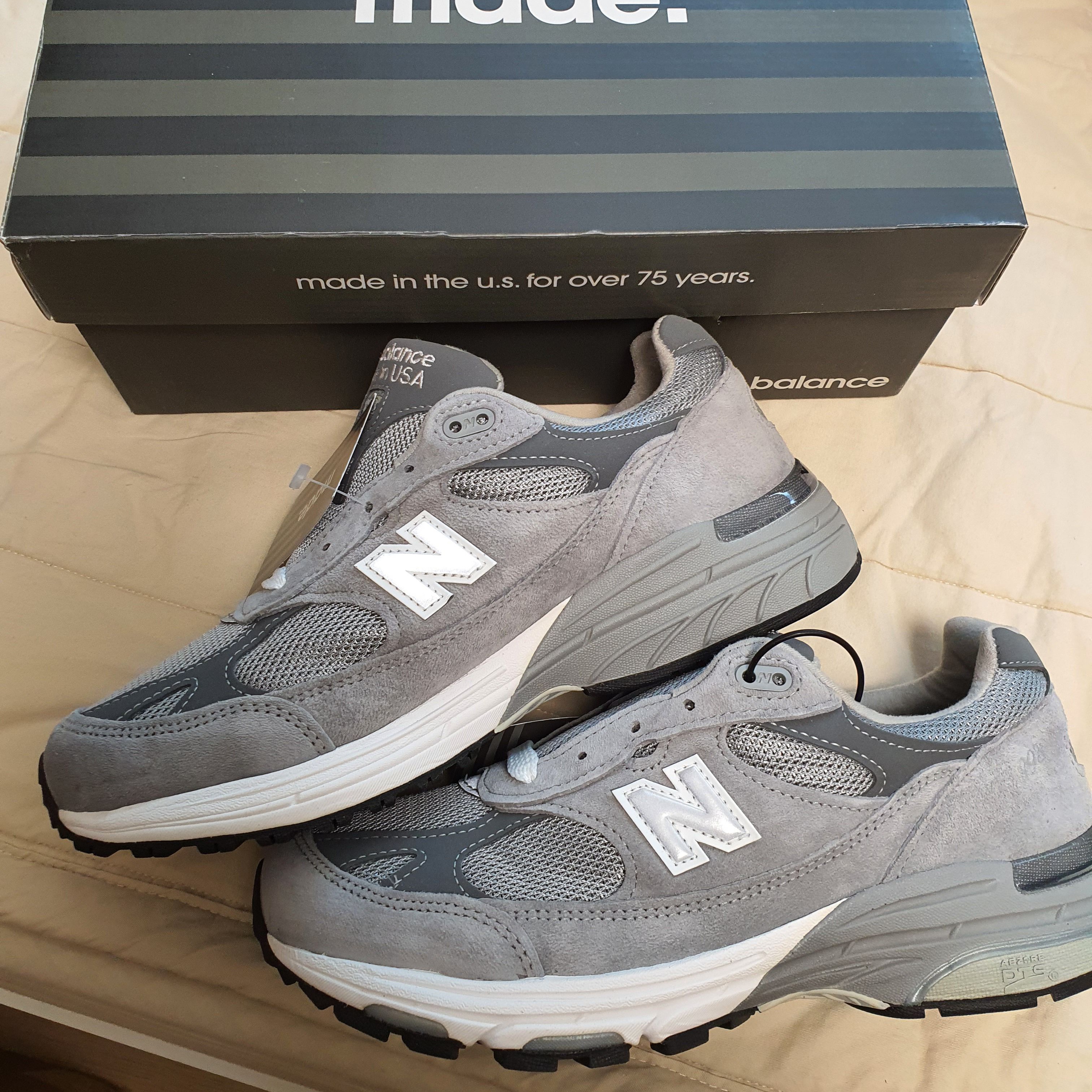 (W) New Balance 993 Made in USA Grey - B Standard 착용 스타일