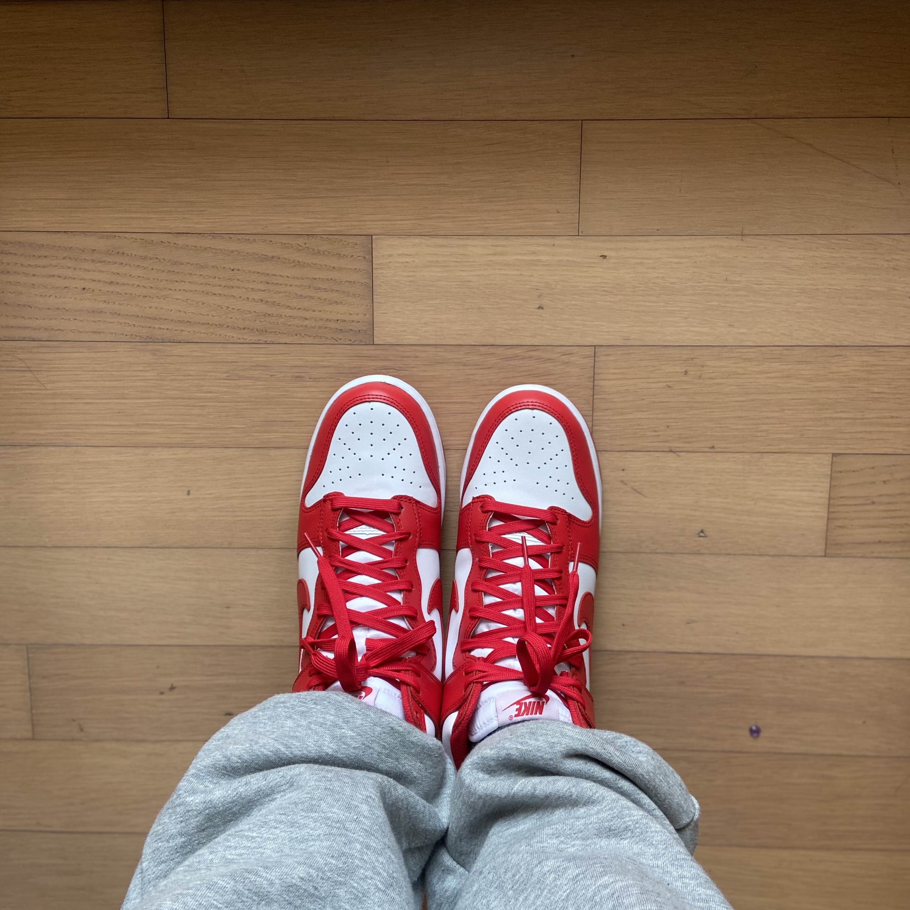 Nike Dunk High Retro Championship White and Red 착용 스타일 - 1