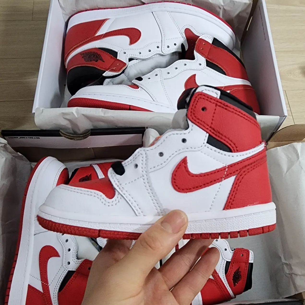 (TD) Jordan 1 Retro High OG Heritage, Jordan 1 Retro High OG Heritage 착용 스타일 - 1