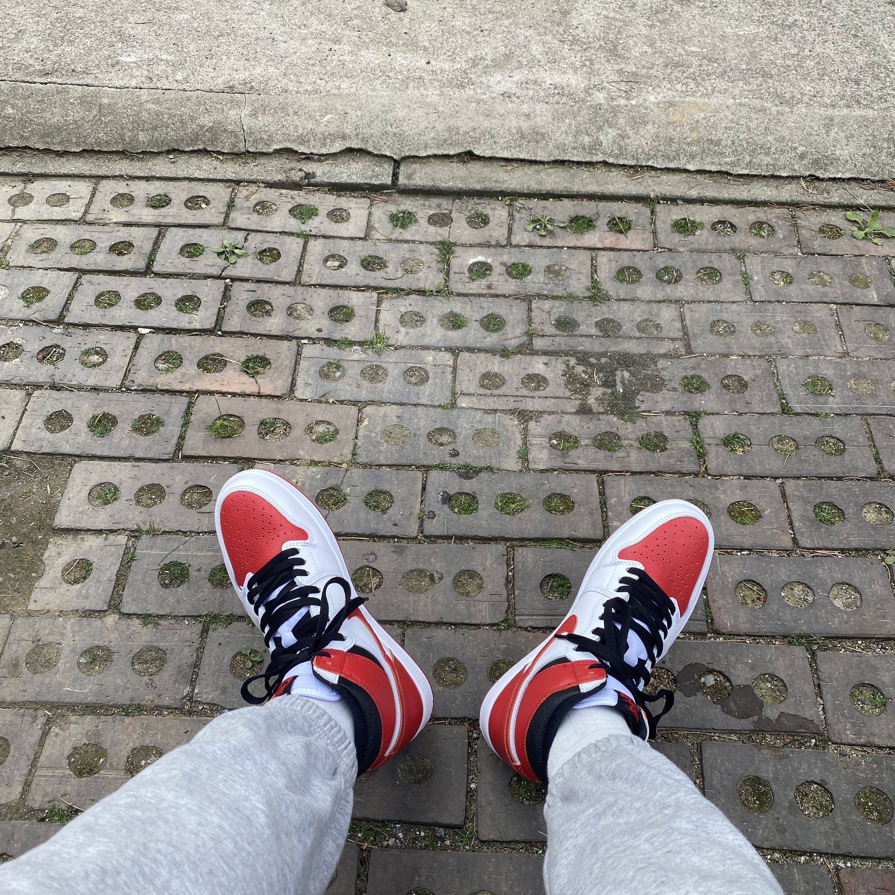 Jordan 1 Retro High OG Heritage 착용 스타일