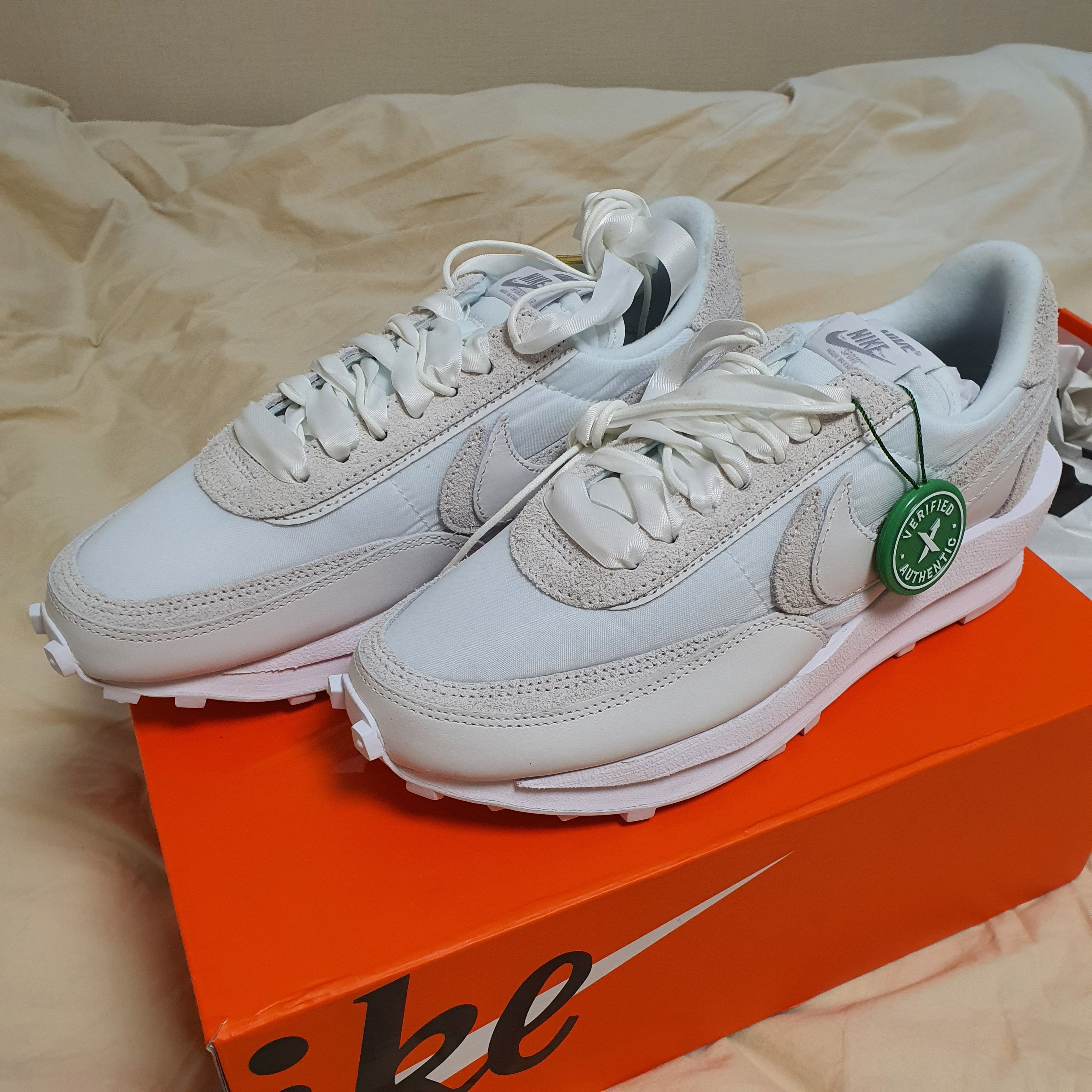 Nike x Sacai LDWaffle White Nylon 착용 스타일
