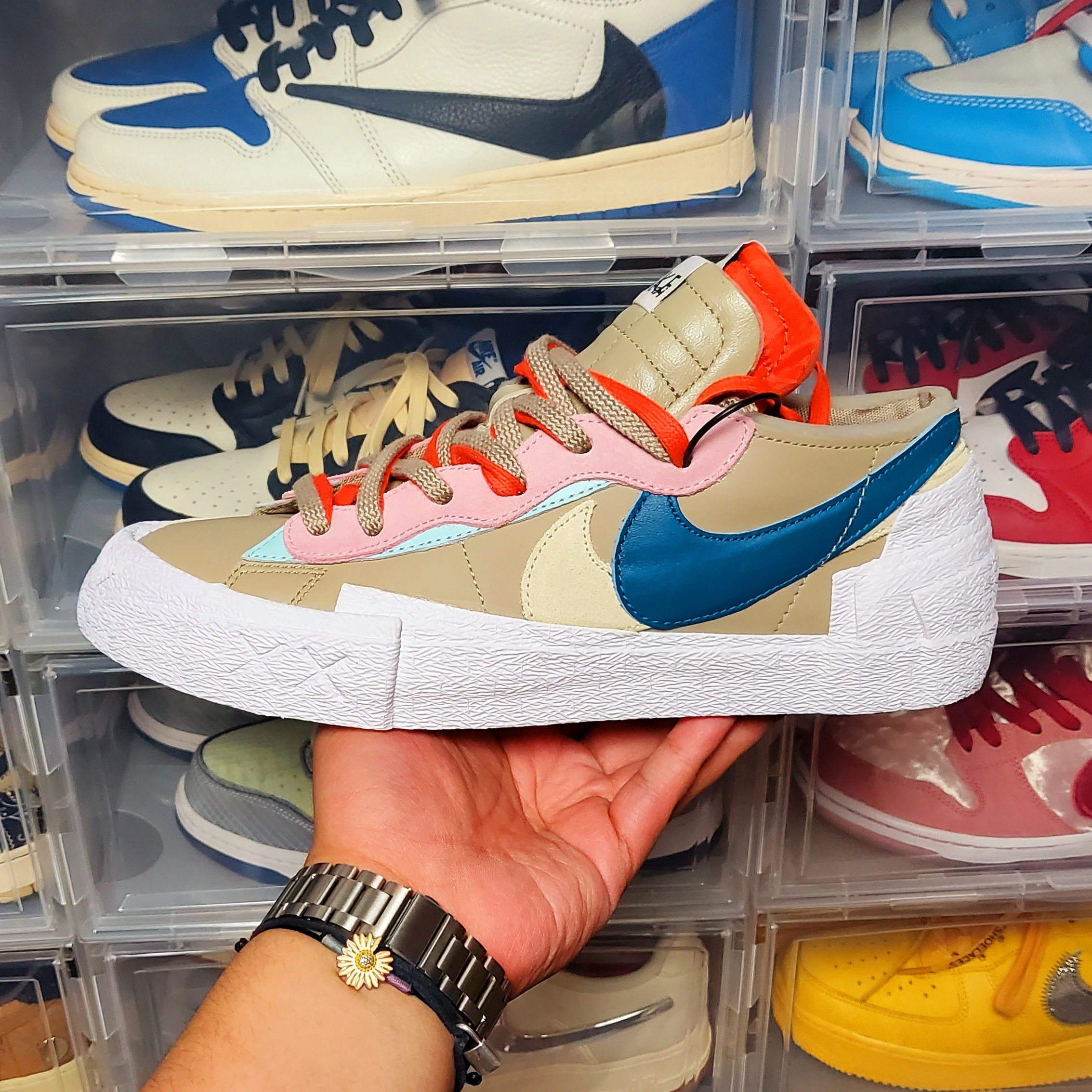 Nike x Sacai x Kaws Blazer Low Reed 착용 스타일 - 2