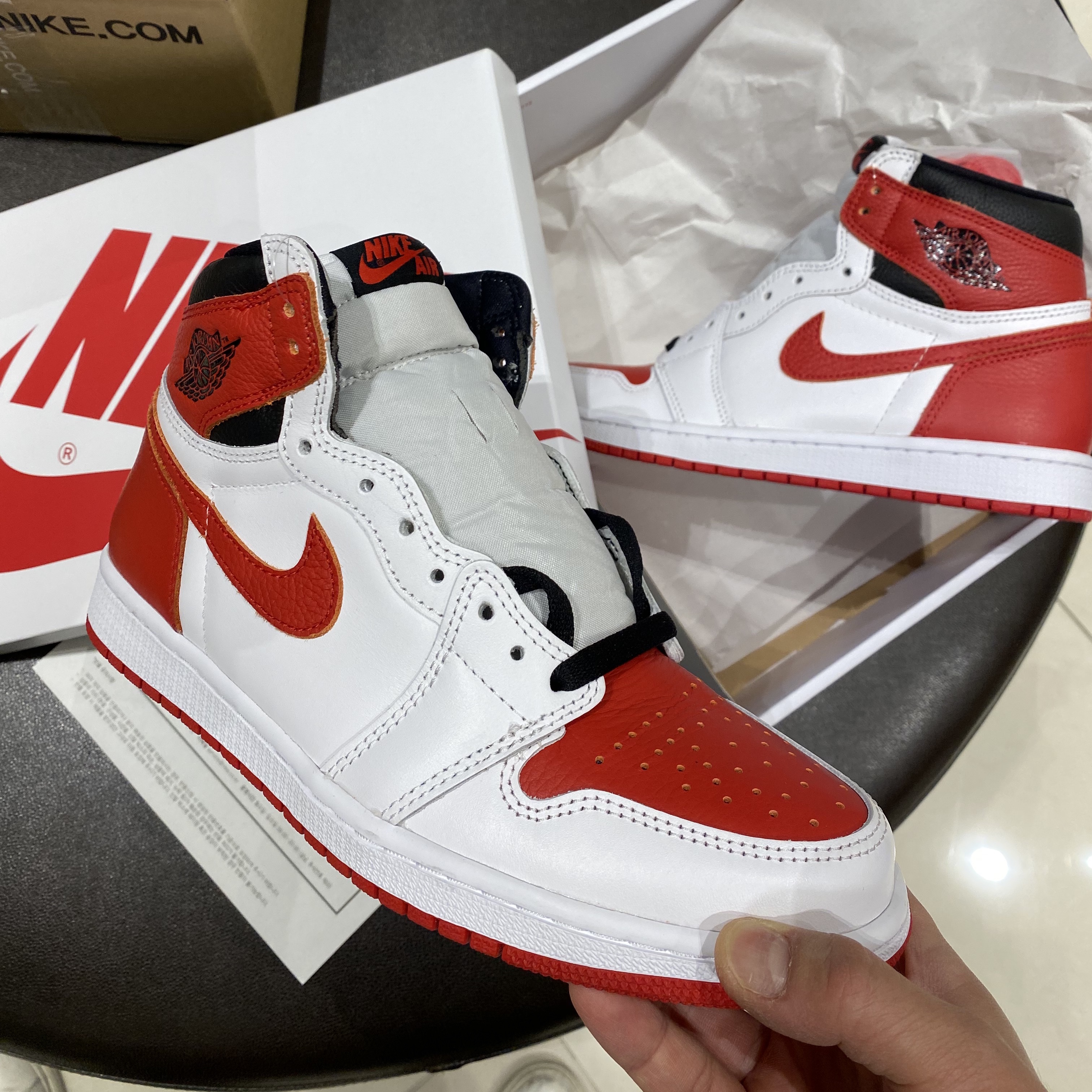 Jordan 1 Retro High OG Heritage 착용 스타일