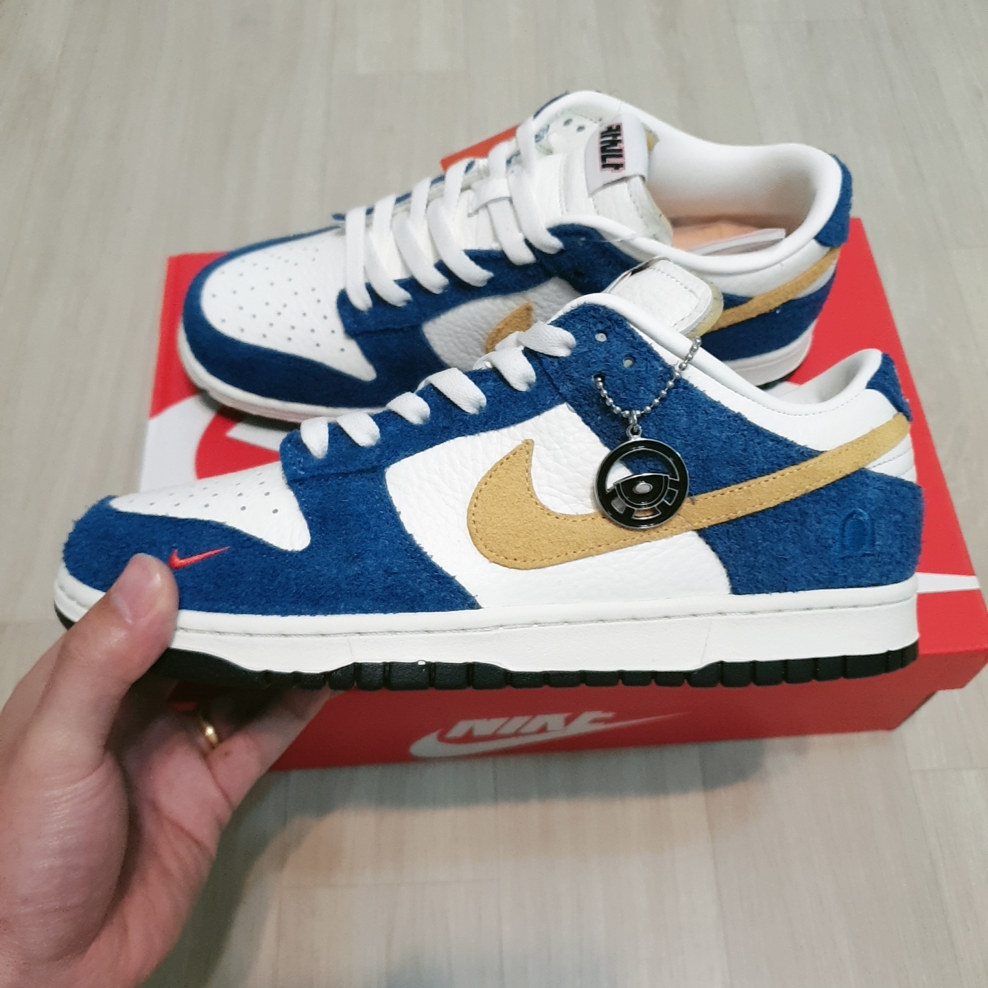 Nike x Kasina Dunk Low 80's Bus 착용 스타일