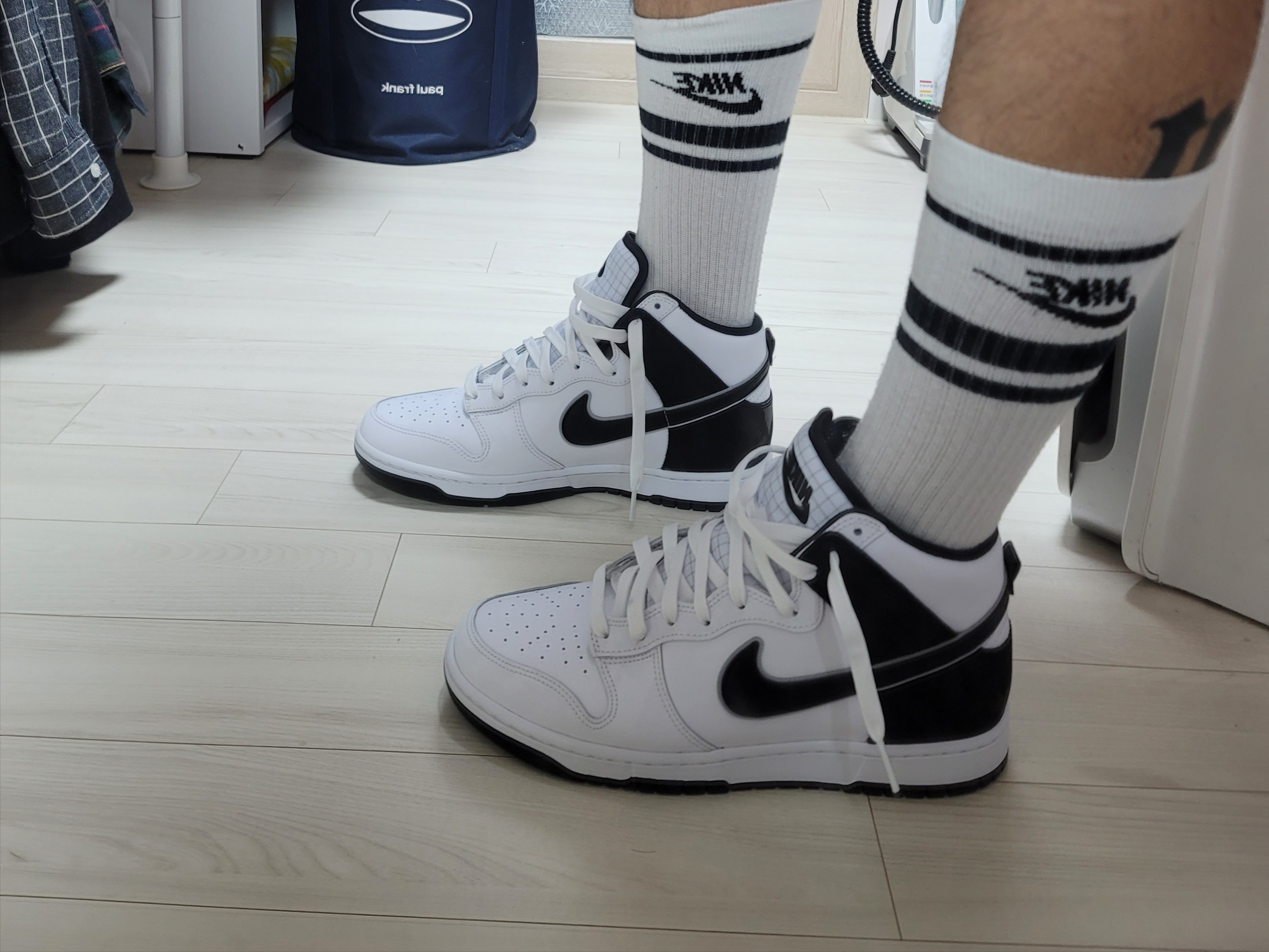 Nike Dunk High Retro SE White Black 착용 스타일