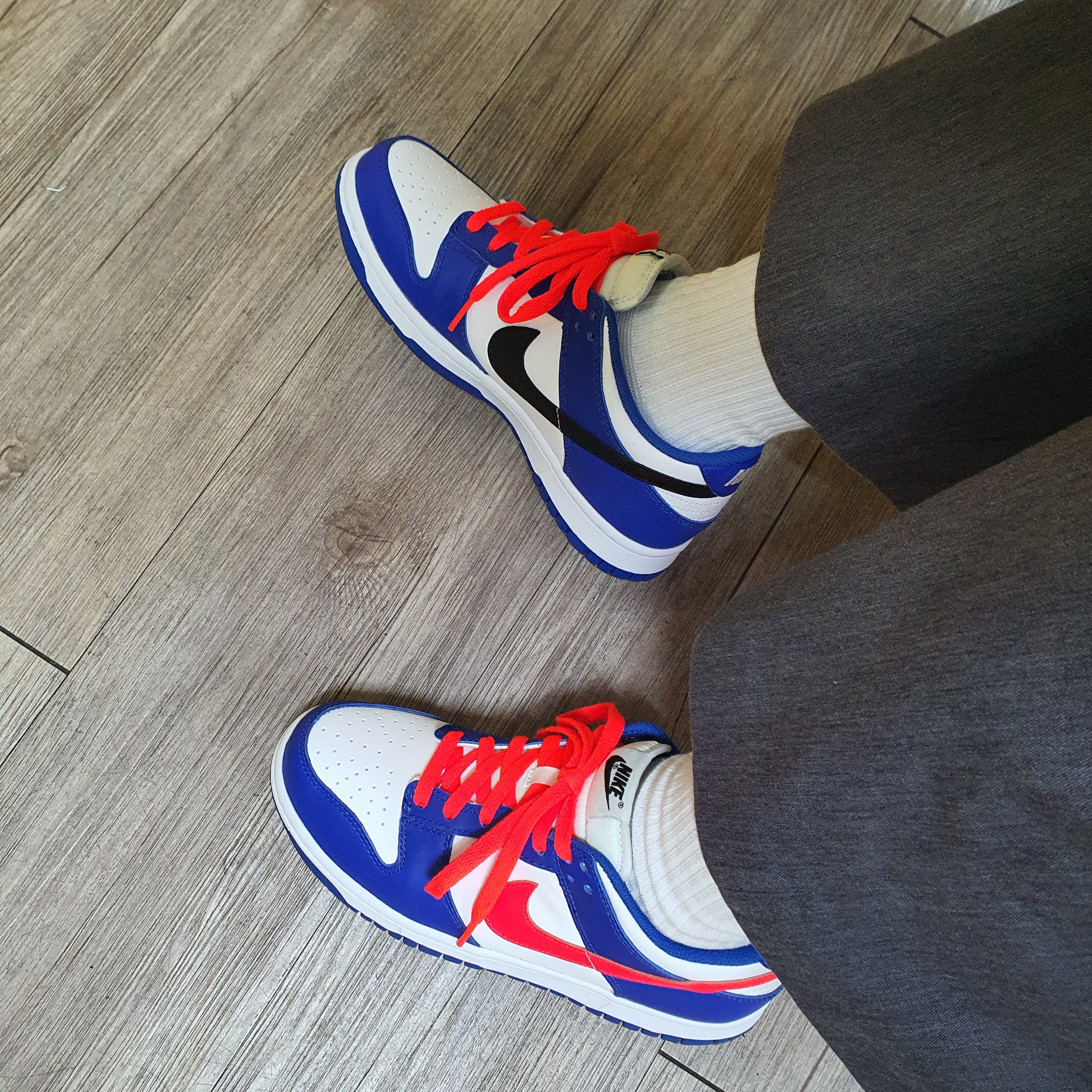 (GS) Nike Dunk Low Bright Crimson Game Royal 착용 스타일 - 2