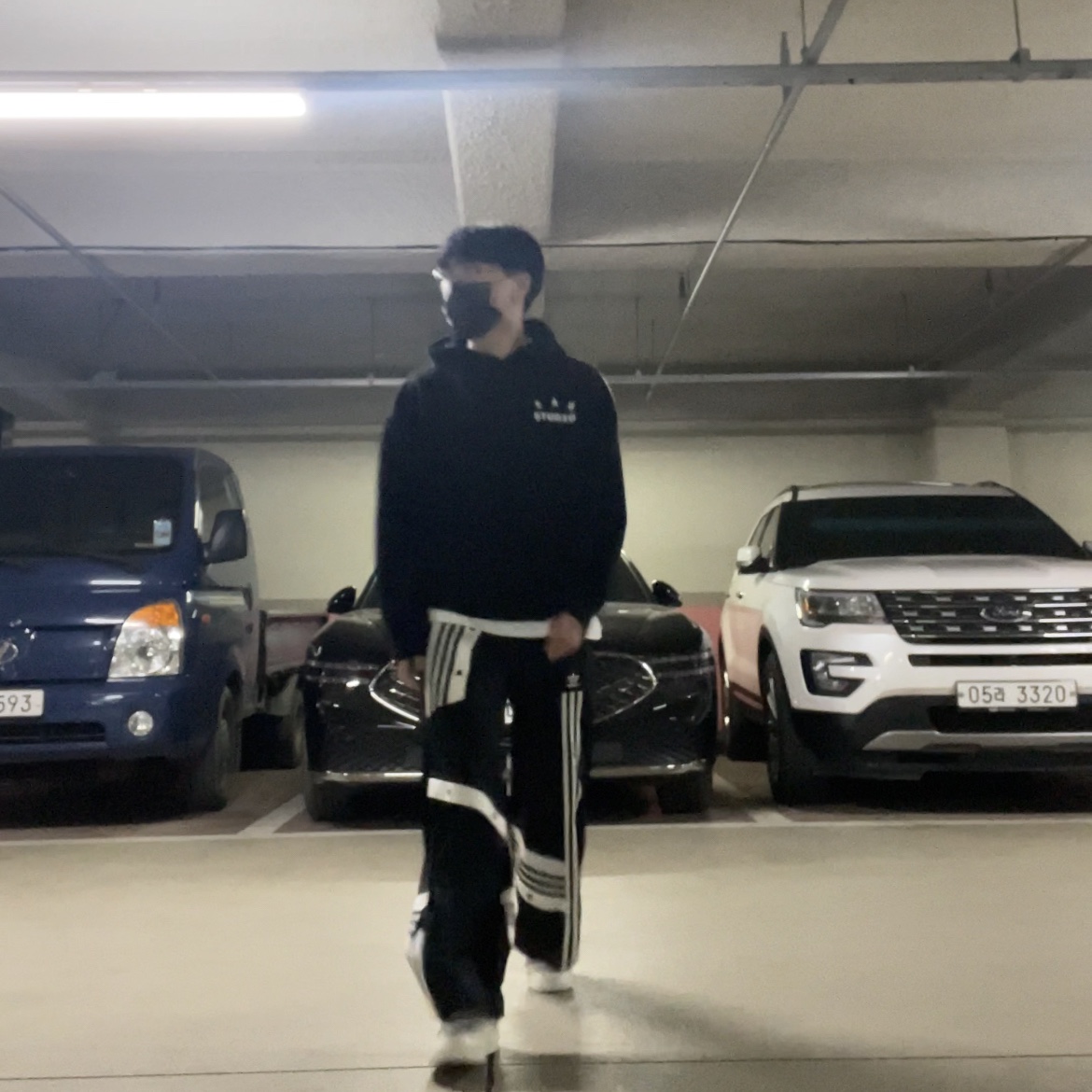 IAB Studio Hoodie Black White, Nike Air Force 1 '07 Low White 착용 스타일 - 2