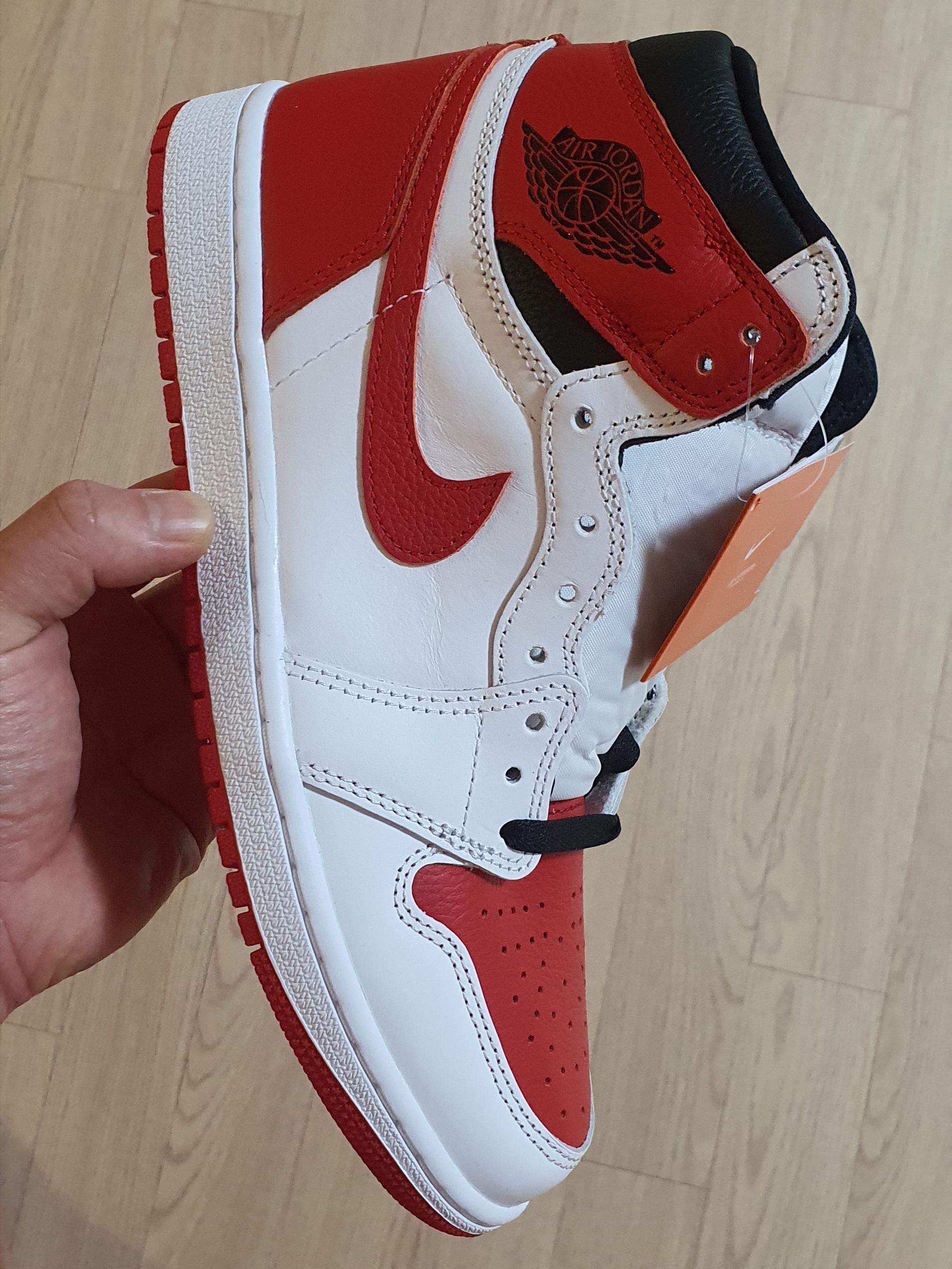 Jordan 1 Retro High OG Heritage 착용 스타일