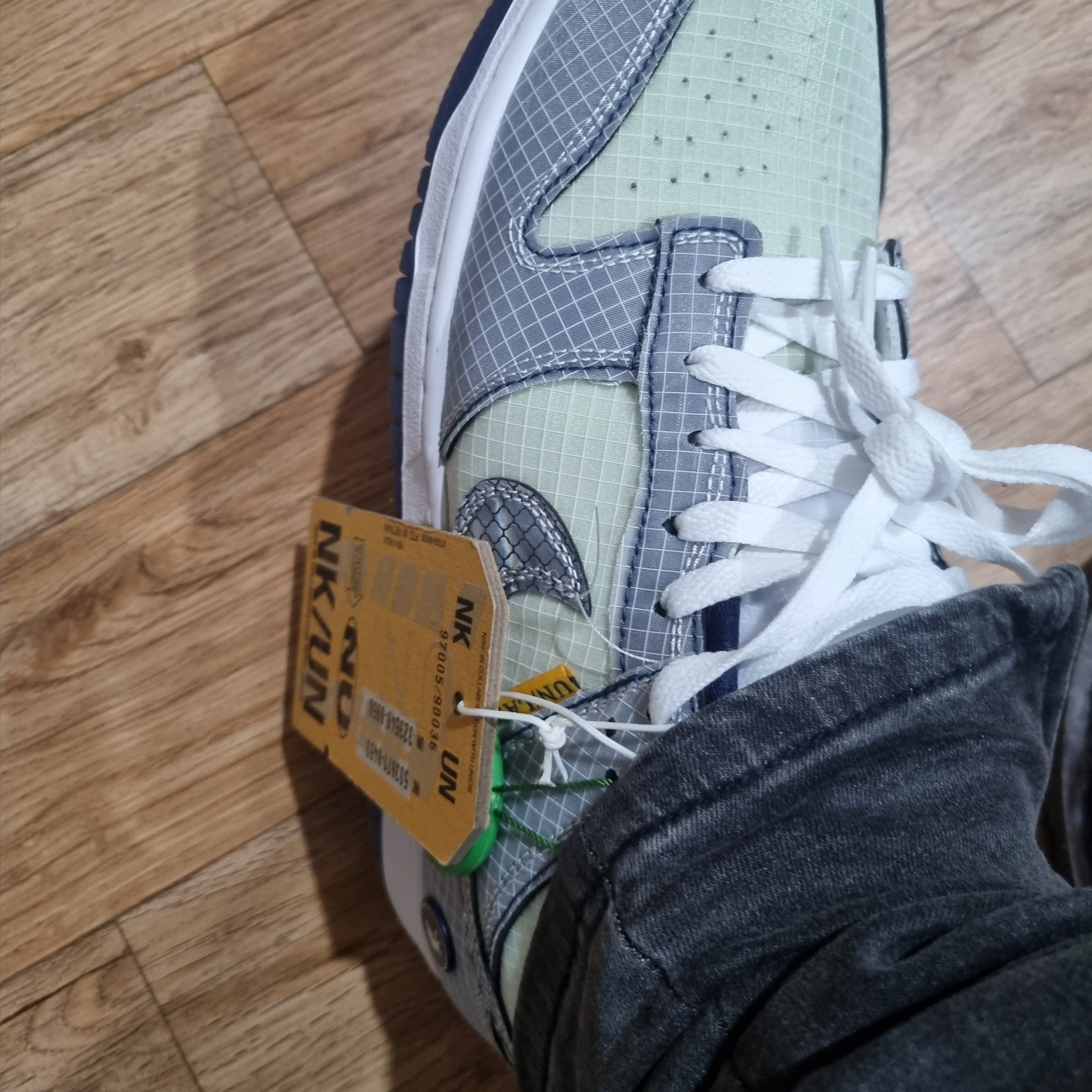 Jordan 1 x Dior Low OG, Adidas Yeezy Boost 700 V2 Static 2022 착용 스타일 - 5