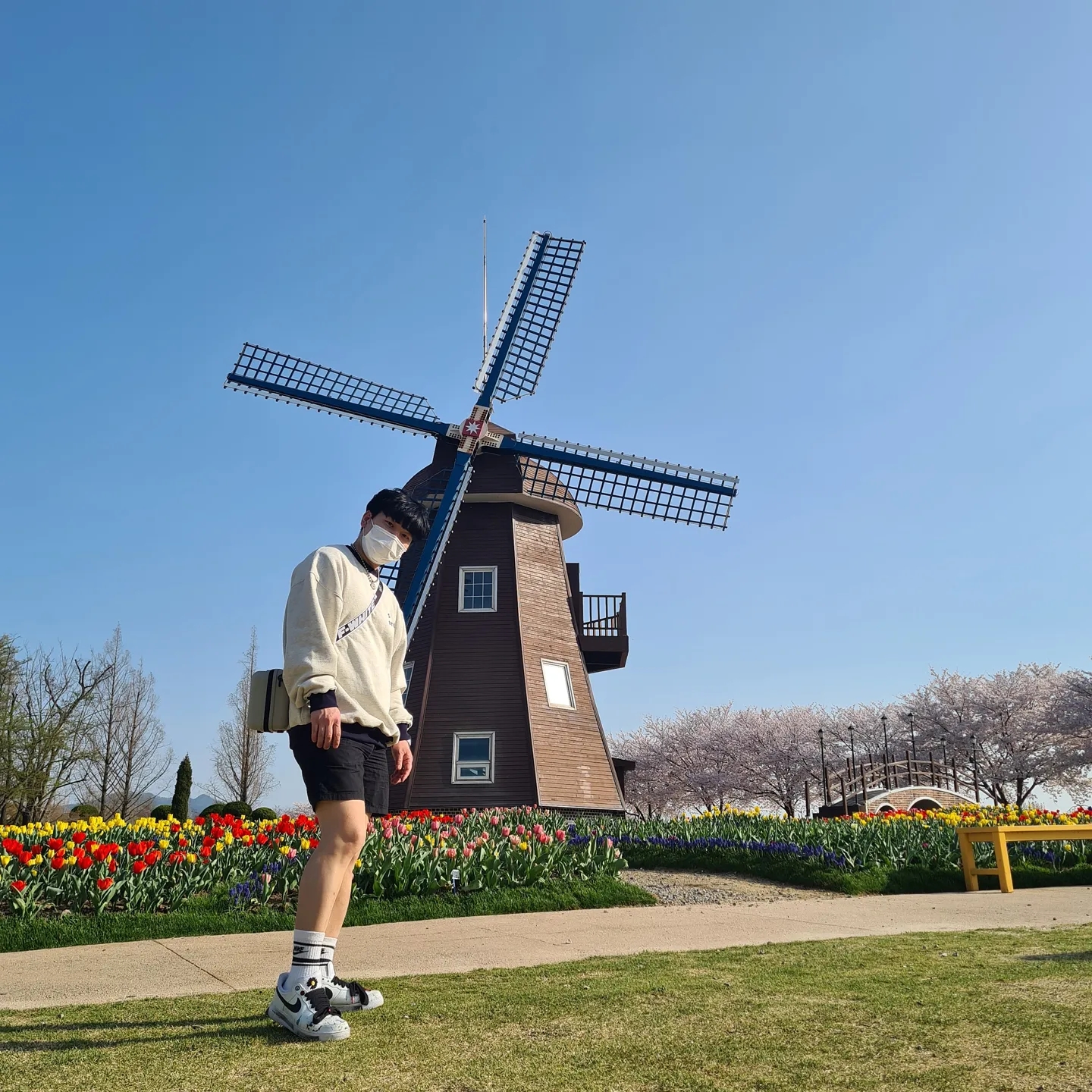 Nike x Peaceminusone Air Force 1 Low Para-Noise 2.0, IAB Studio Sweatshirt Oatmeal Navy 착용 스타일 - 1