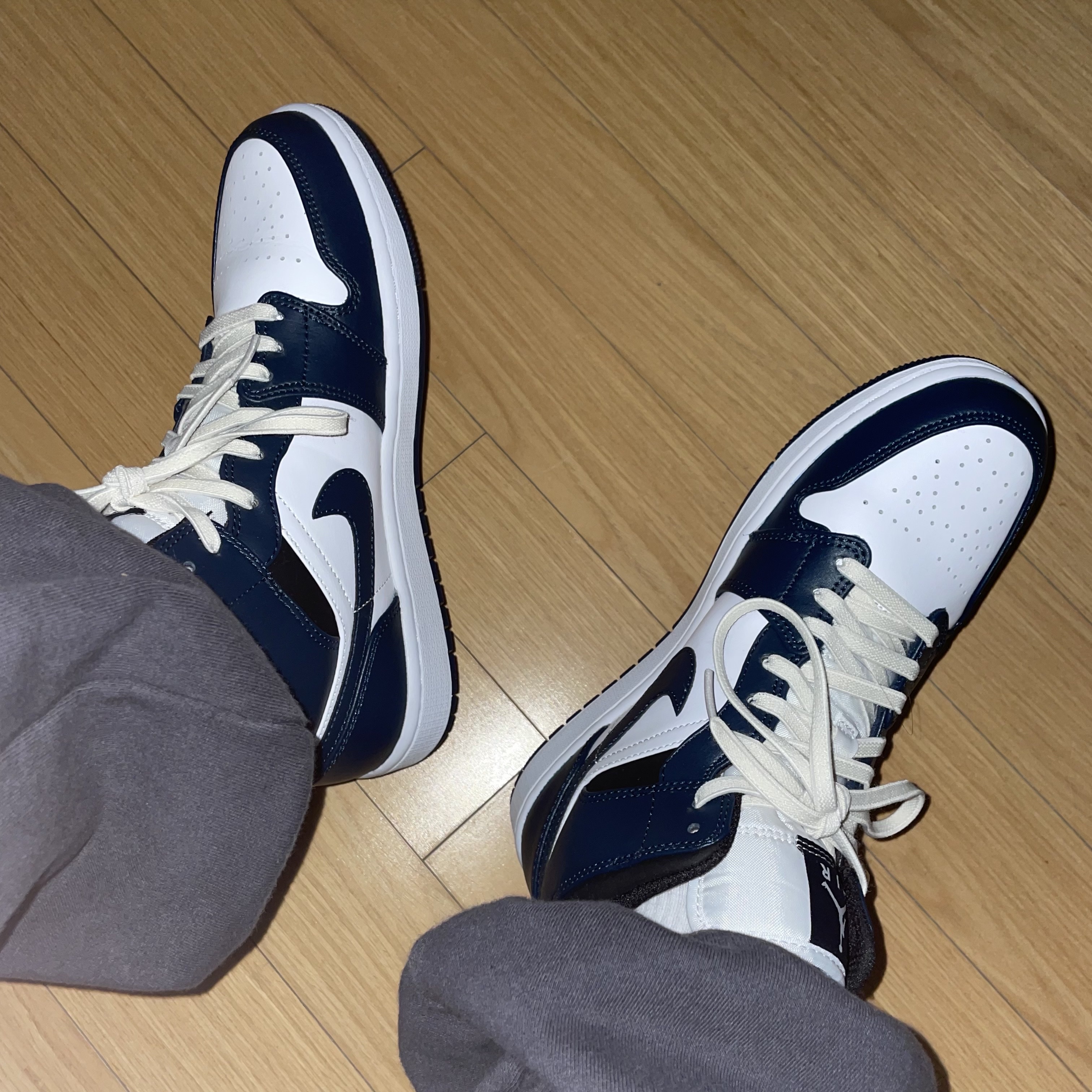 Jordan 1 Mid Dark Teal 착용 스타일 - 1