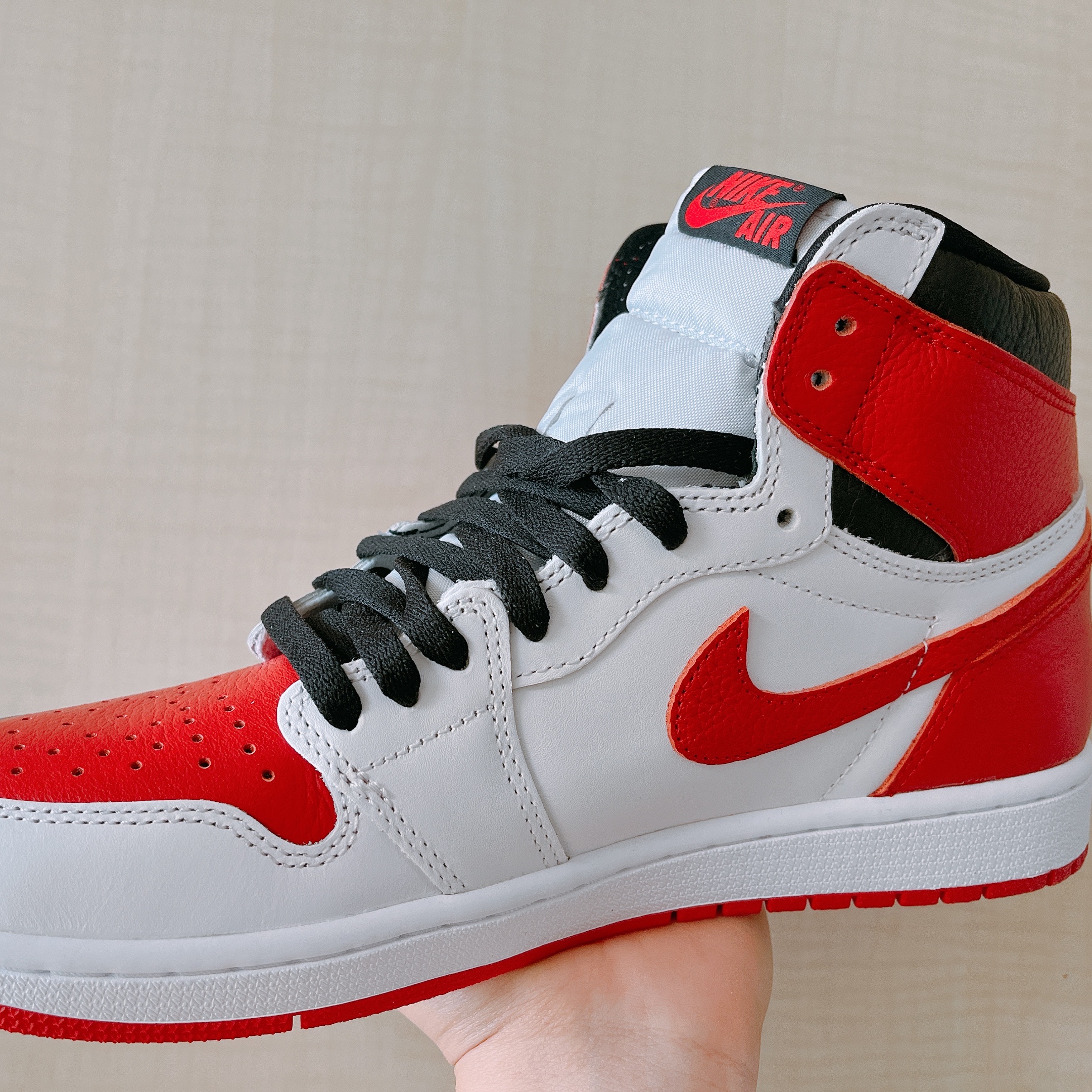 Jordan 1 Retro High OG Heritage 착용 스타일