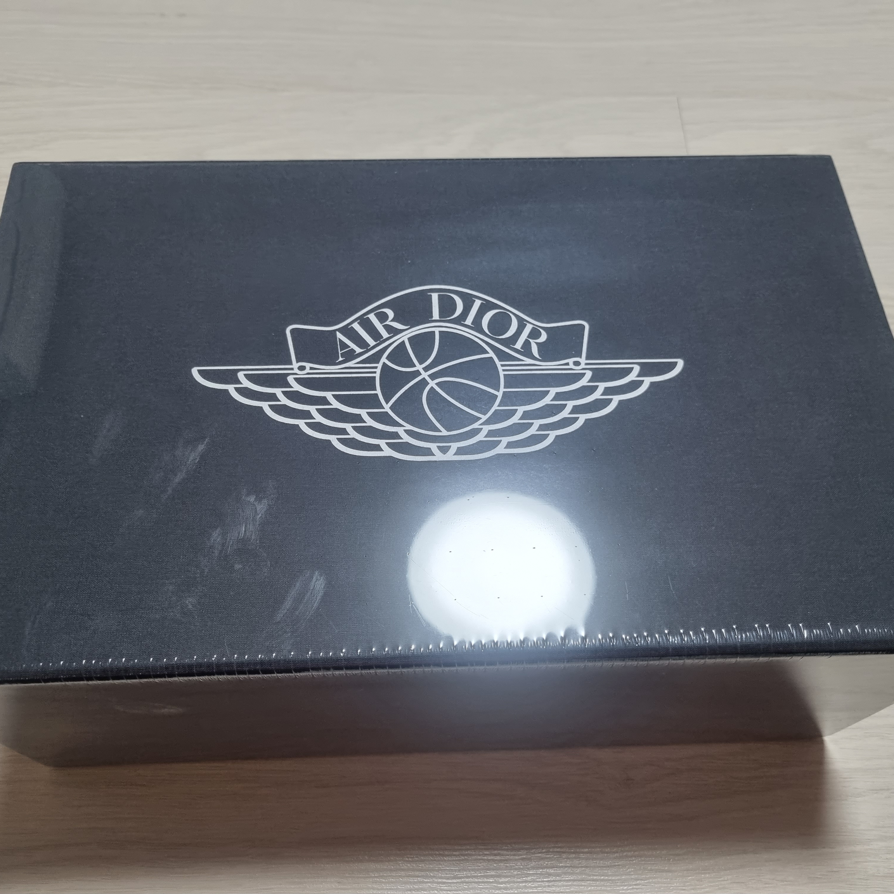 Jordan 1 x Dior Low OG, Adidas Yeezy Boost 700 V2 Static 2022 착용 스타일 - 1