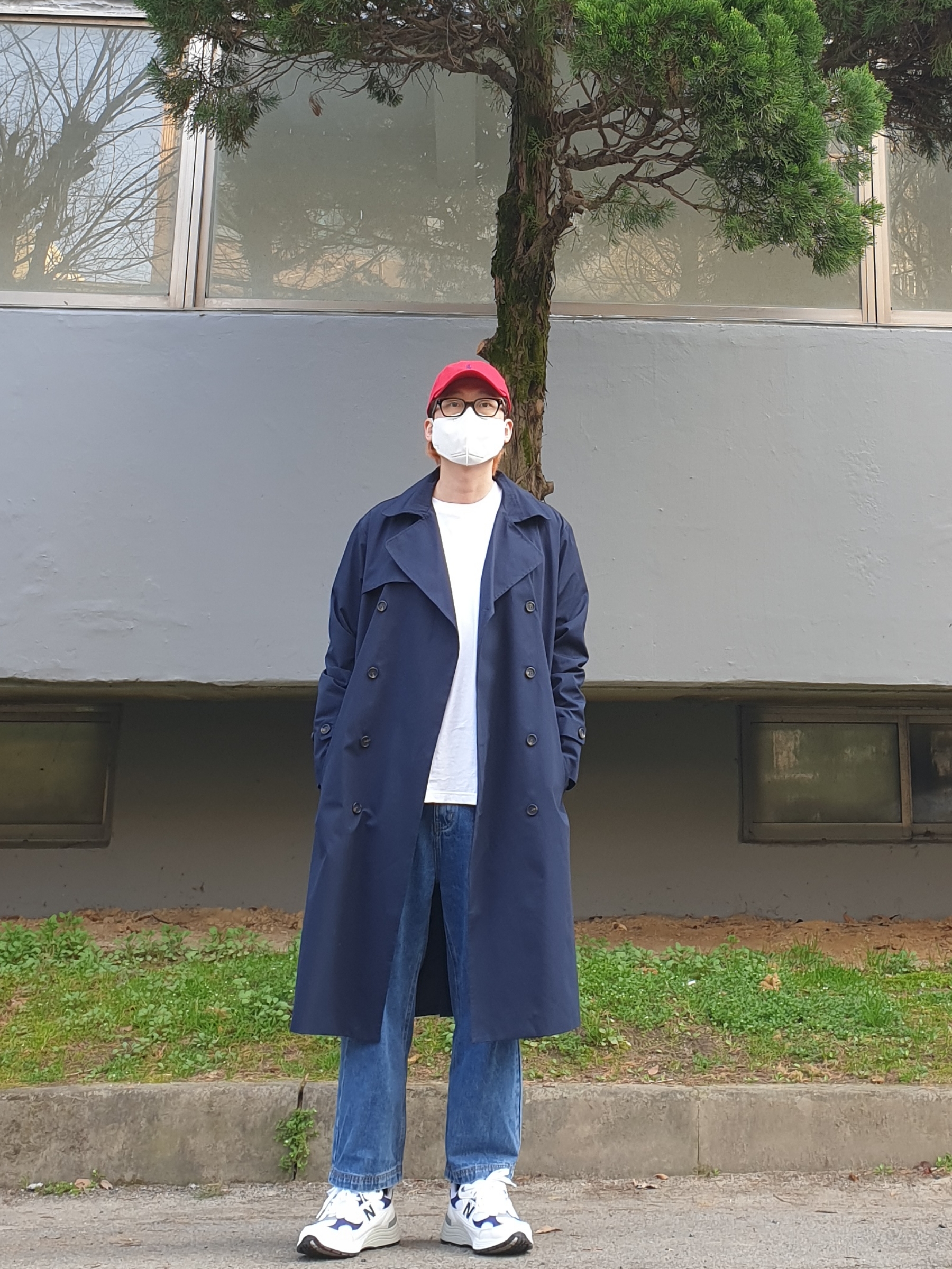 New Balance 992 Made in USA White Navy 착용 스타일 - 1