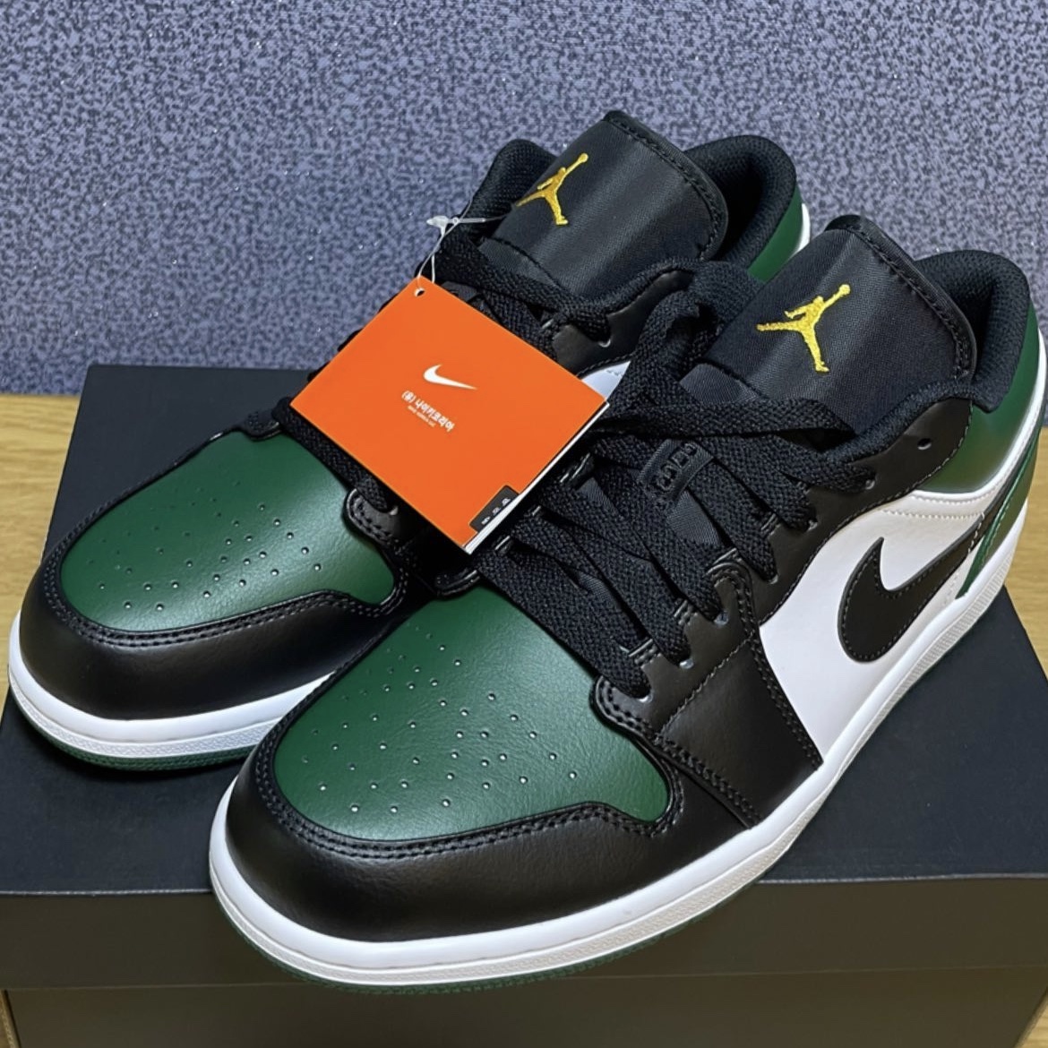 Jordan 1 Low Green Toe 착용 스타일