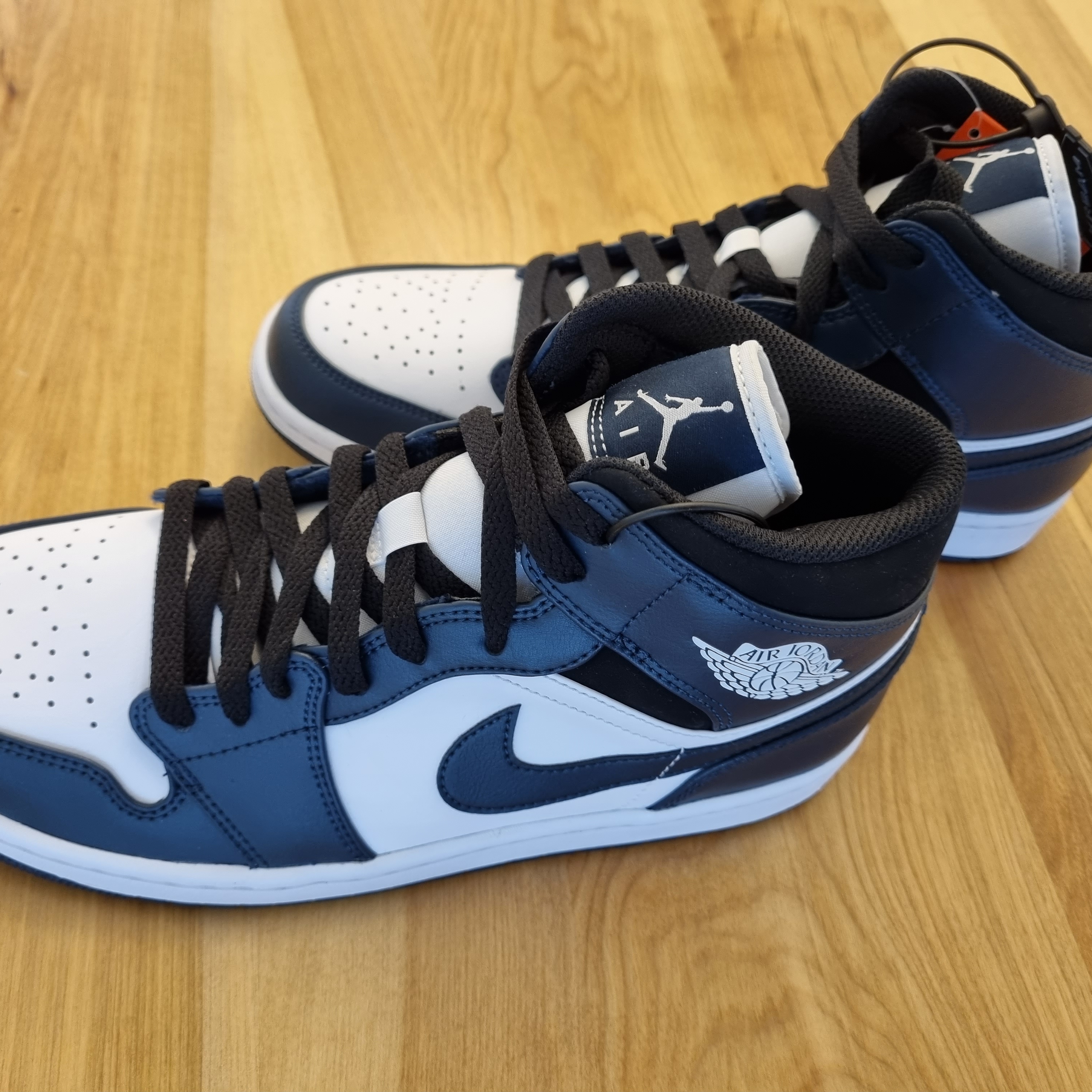 Jordan 1 Mid Dark Teal 착용 스타일 - 1
